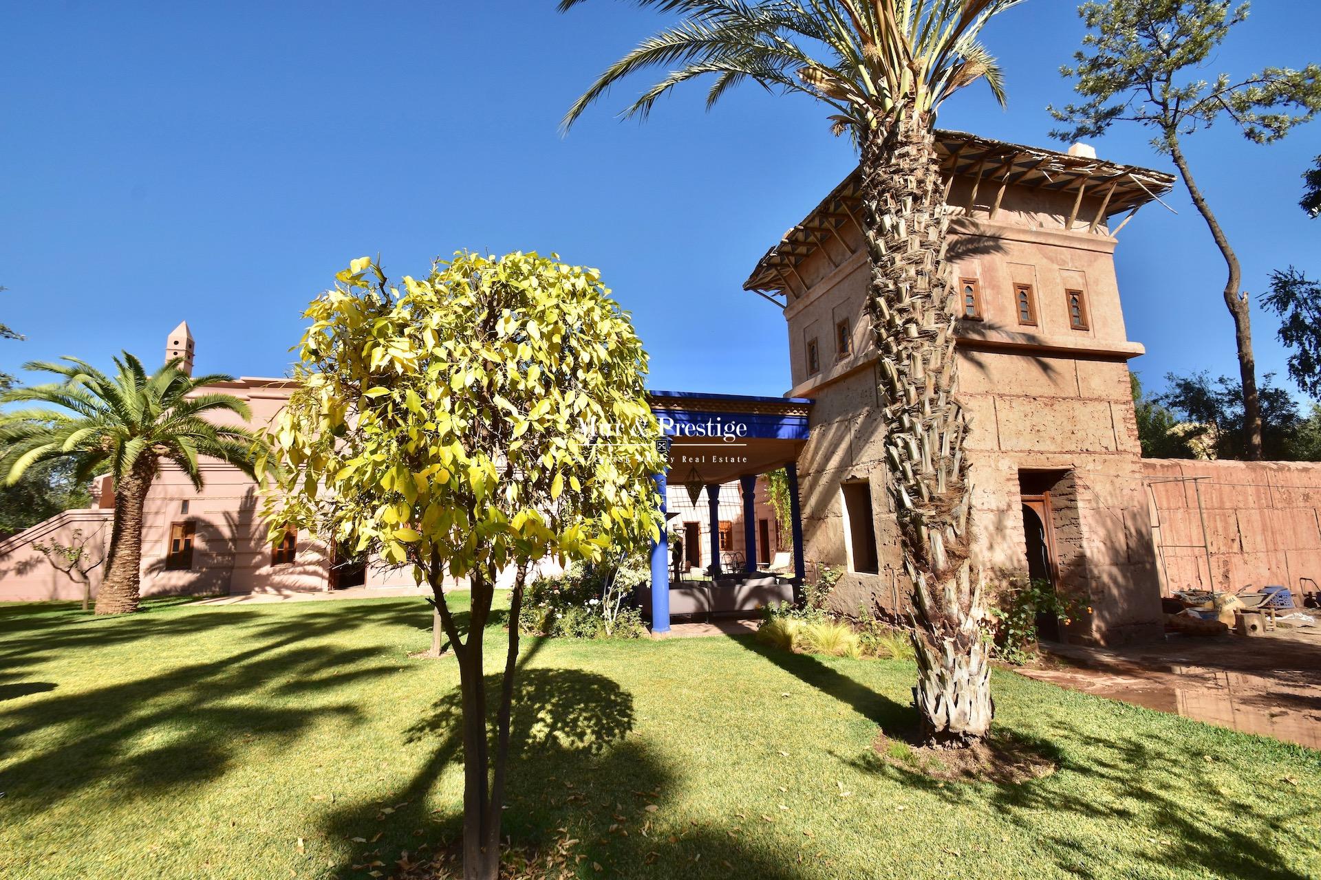 Maison de maître à vendre au golf Amelkis Marrakech - copie