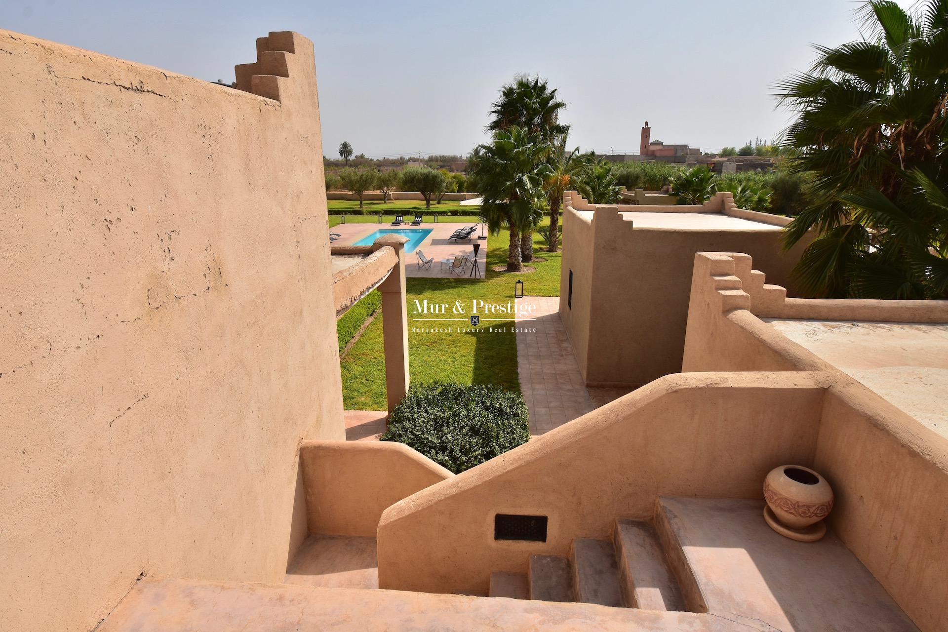 Agence Immobilière Marrakech - Maison Beldi Chic à Vendre 