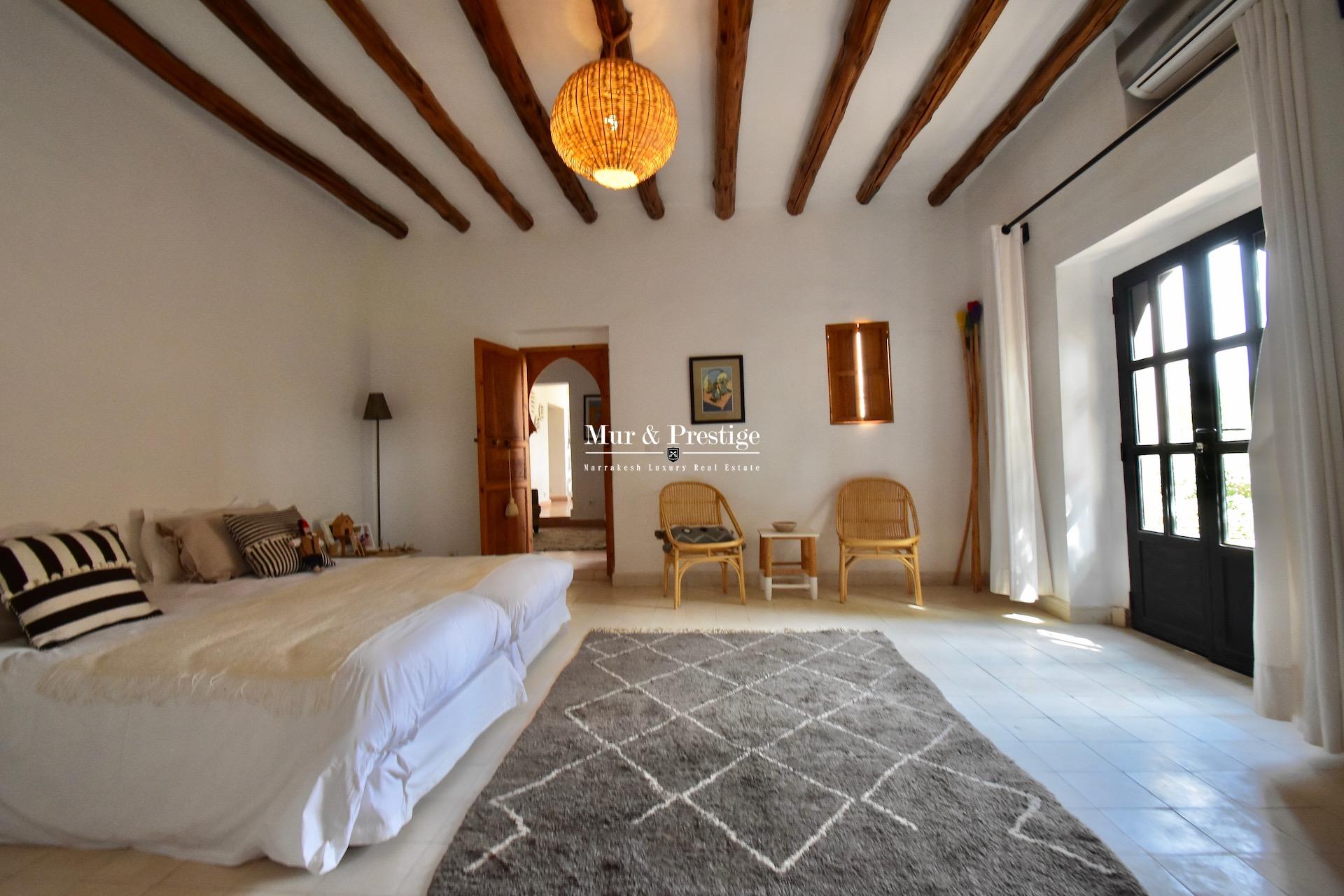 Agence Immobilière Marrakech - Maison Beldi Chic à Vendre 