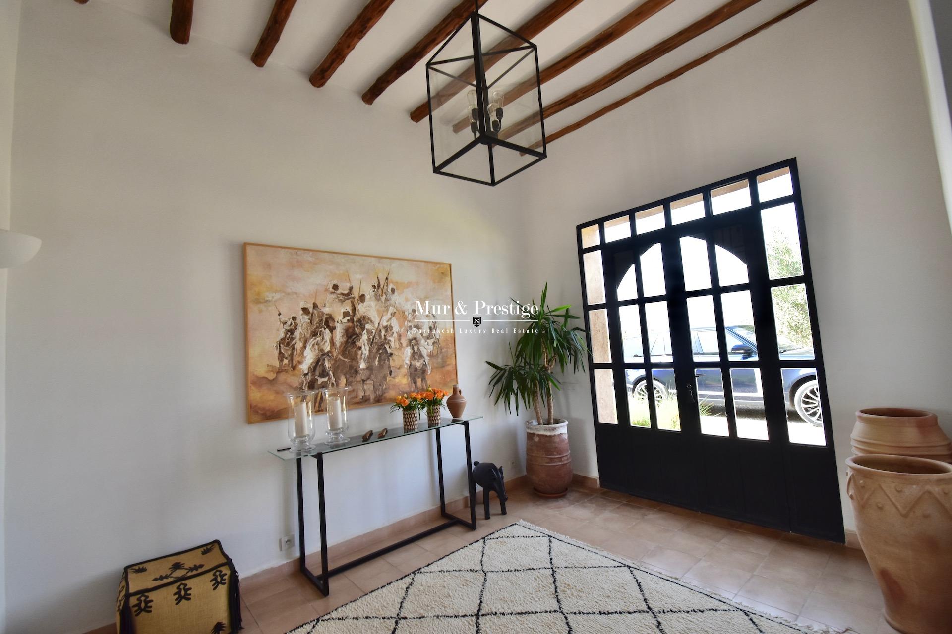 Agence Immobilière Marrakech - Maison Beldi Chic à Vendre 