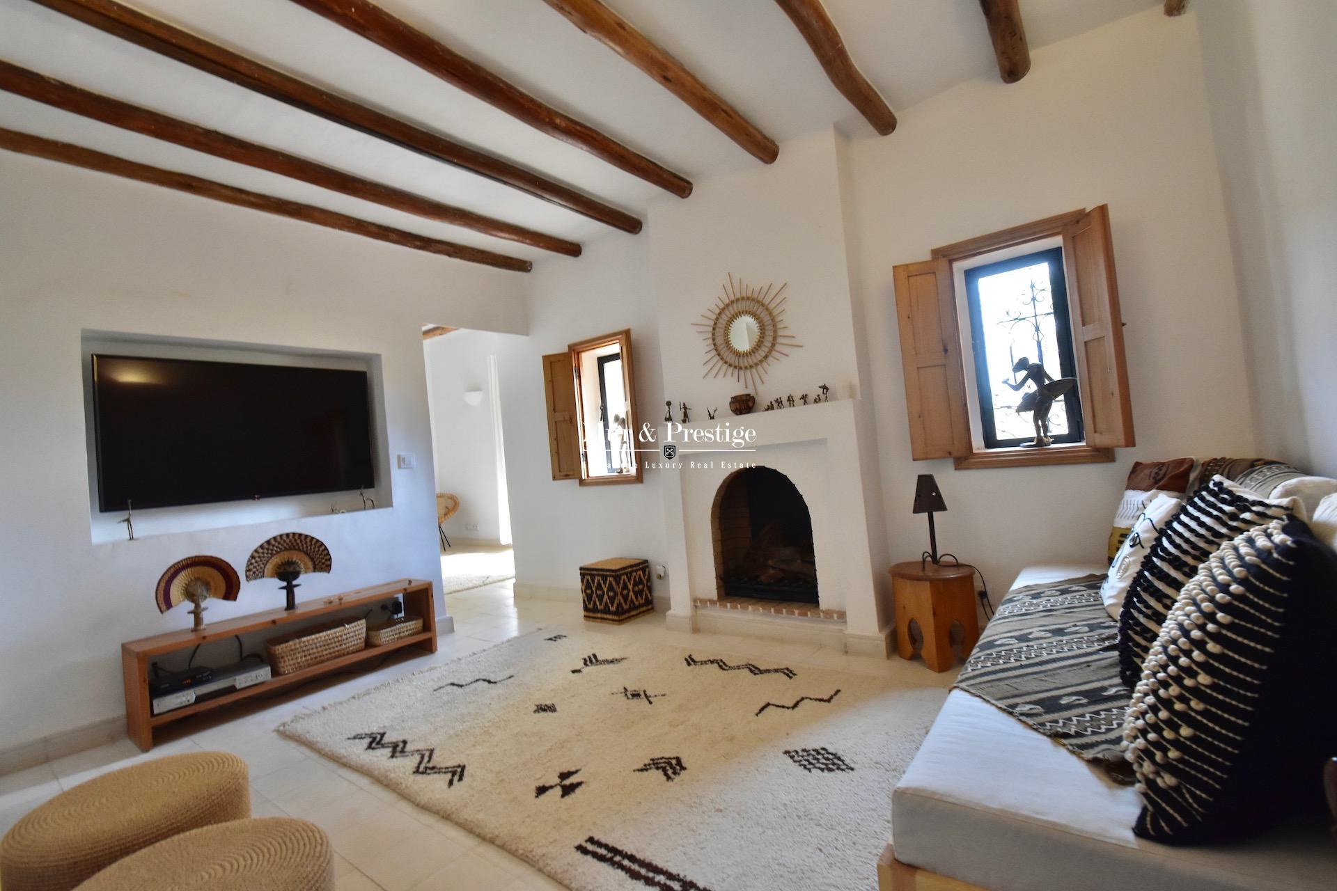 Agence Immobilière Marrakech - Maison Beldi Chic à Vendre 