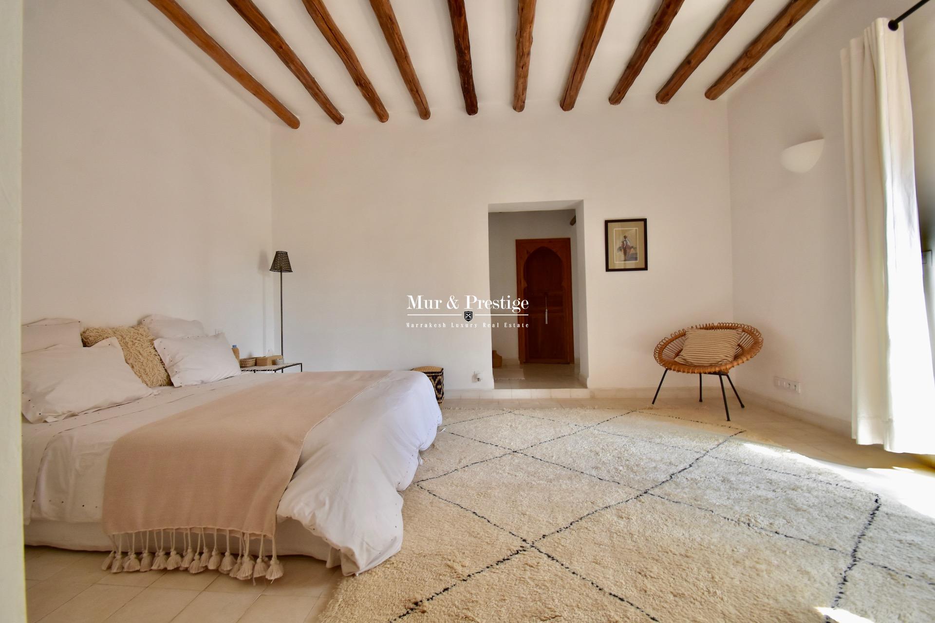 Agence Immobilière Marrakech - Maison Beldi Chic à Vendre 