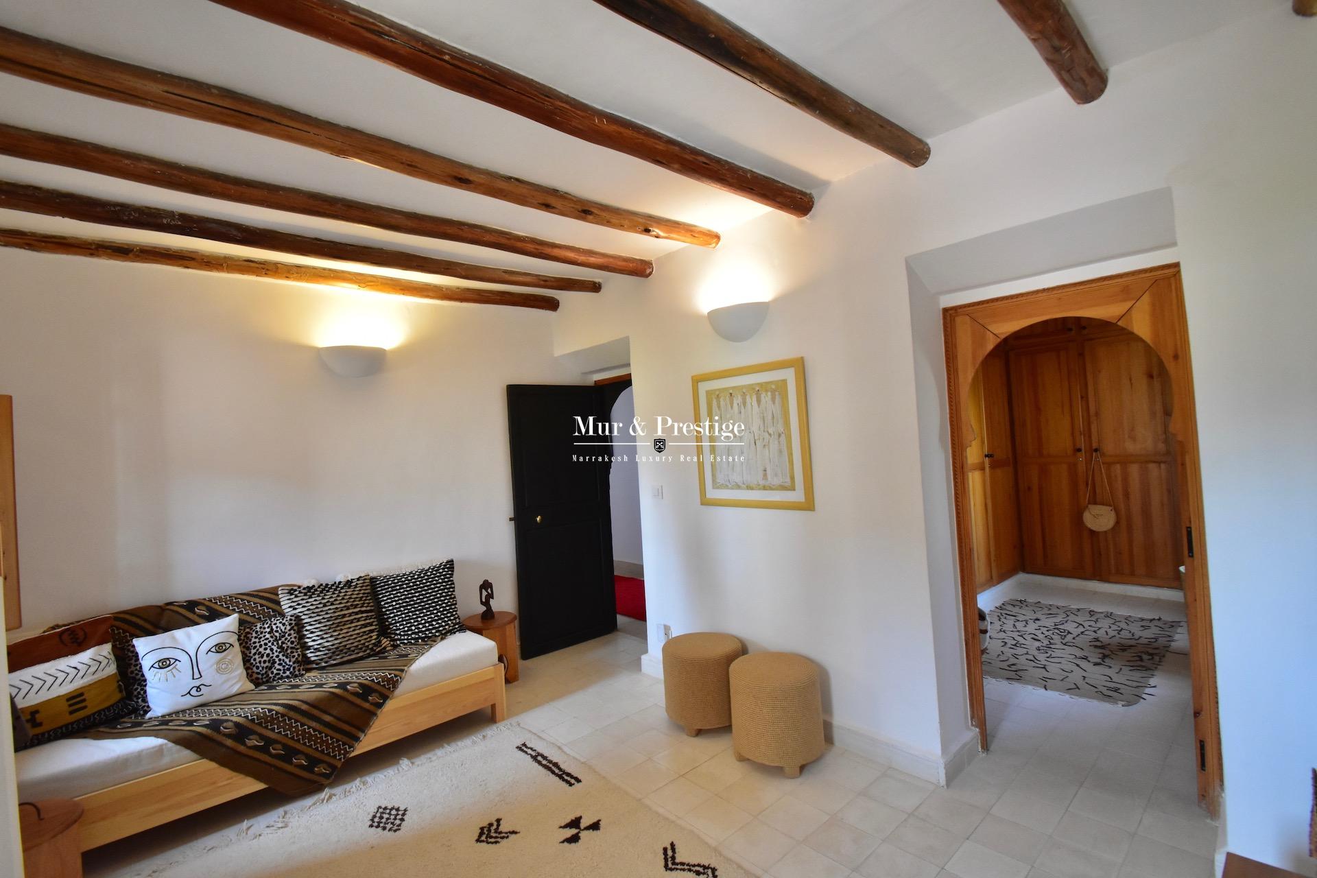 Agence Immobilière Marrakech - Maison Beldi Chic à Vendre 