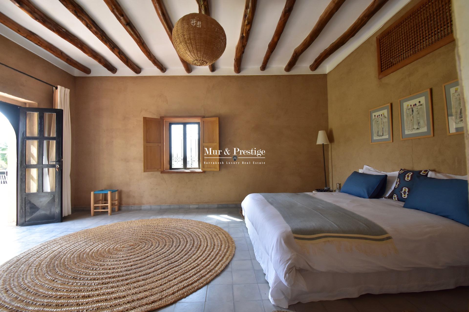 Agence Immobilière Marrakech - Maison Beldi Chic à Vendre 