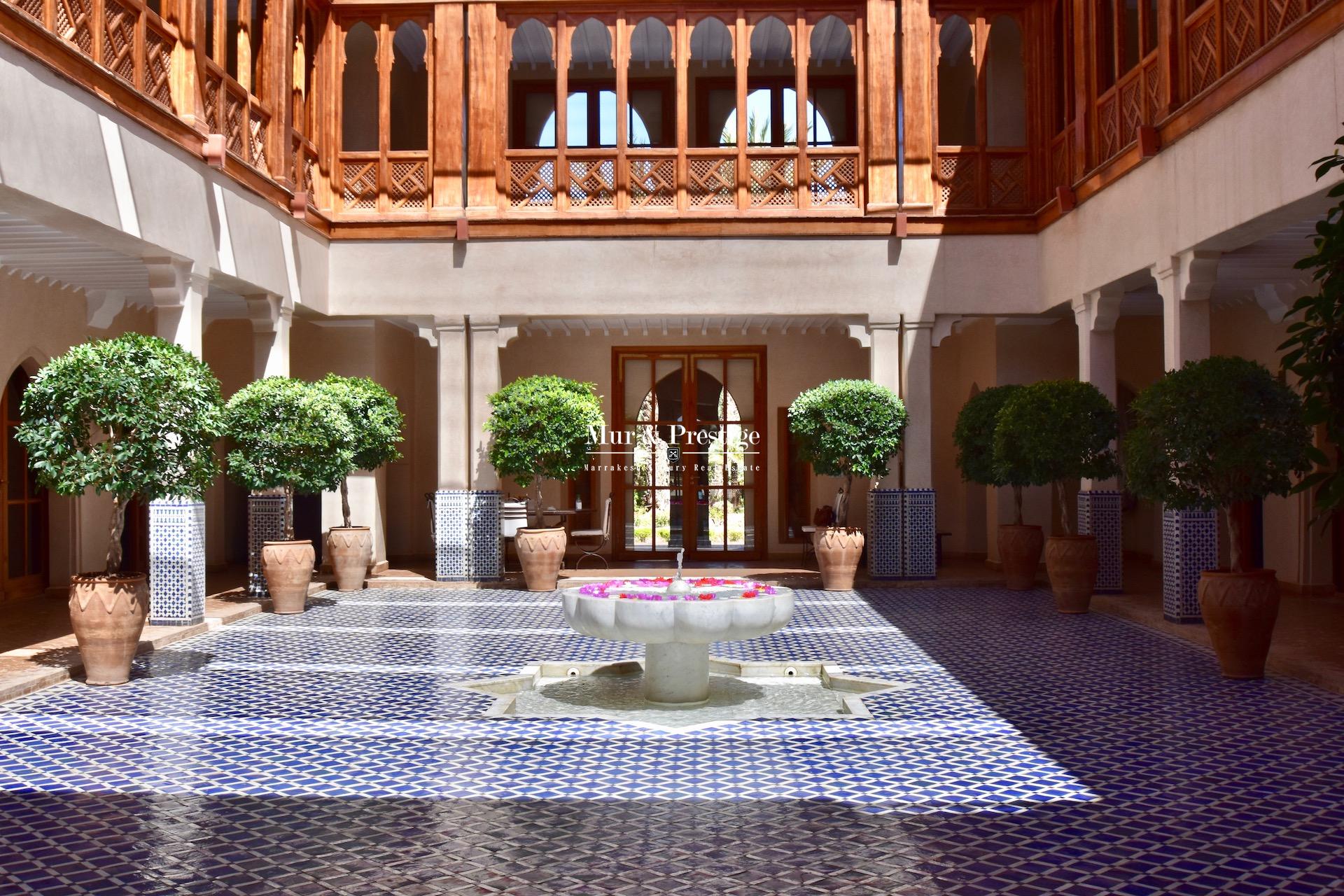 Palais en vente à Marrakech sur 4 hectares - Agence Immobilière 