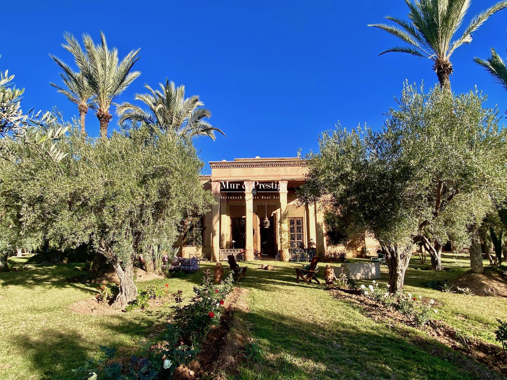 Maison Charles Boccara à louer sur 3 hectares  