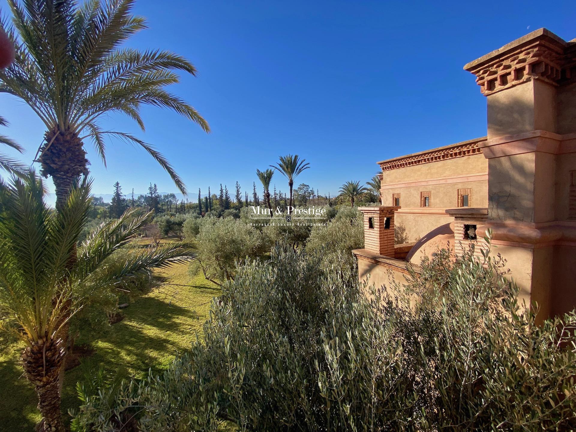 Maison Charles Boccara à louer sur 3 hectares  