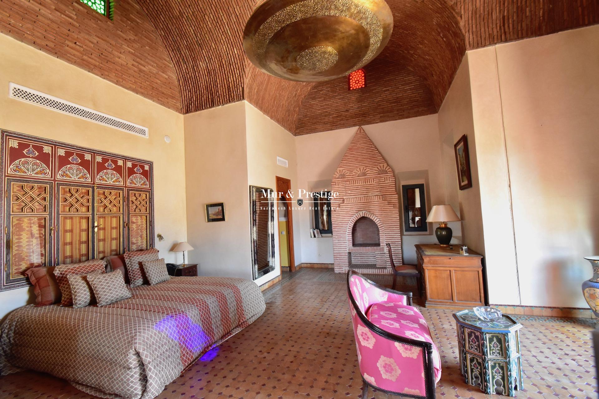 Agence Immobilière Marrakech - Palais à la vente à la Palmeraie de Marrakech 