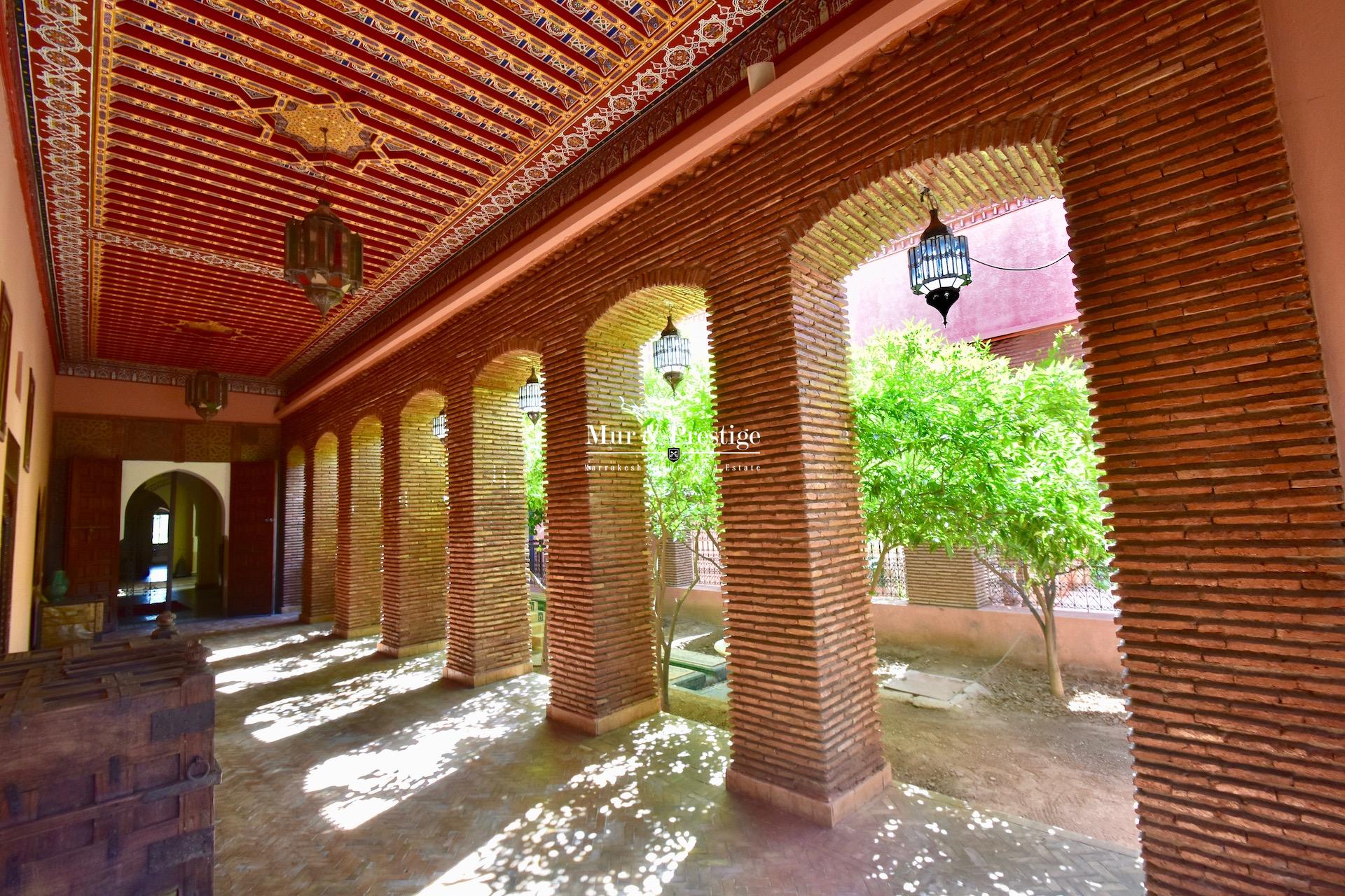 Agence Immobilière Marrakech - Palais à la vente à la Palmeraie de Marrakech 