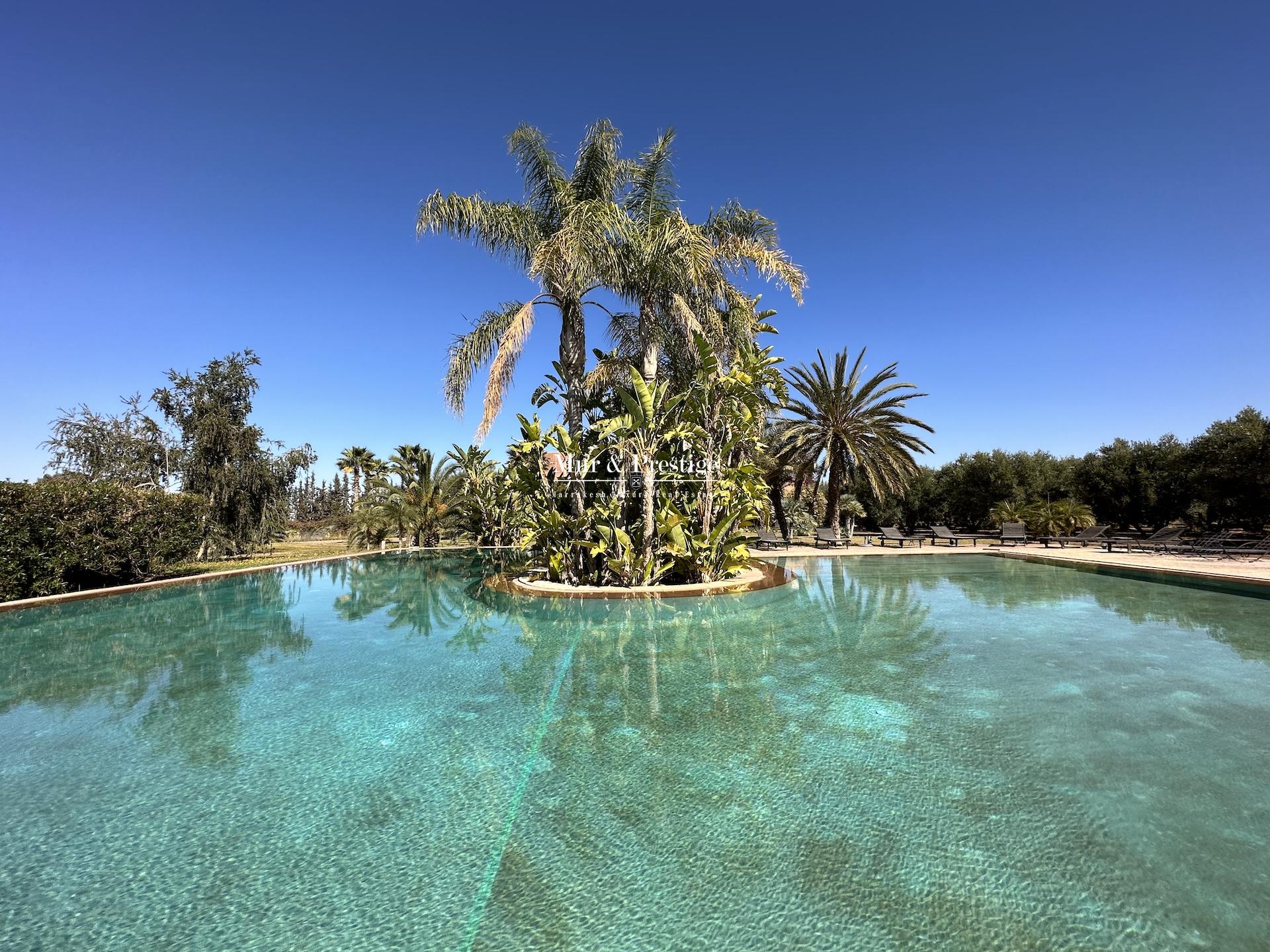 Maison d’Hôtes sur 3 hectares à Vendre