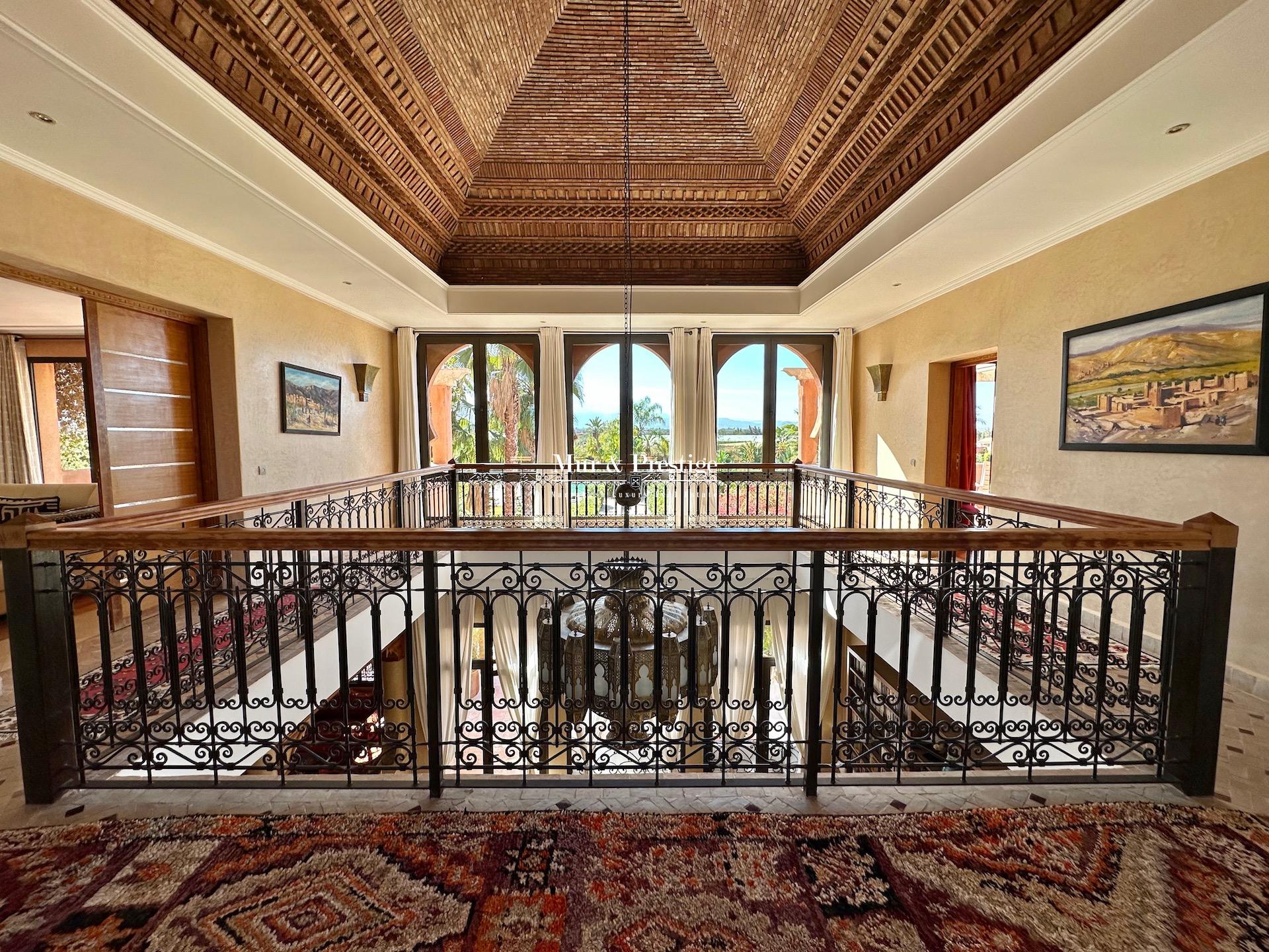 Maison d’Hôtes sur 3 hectares à Vendre