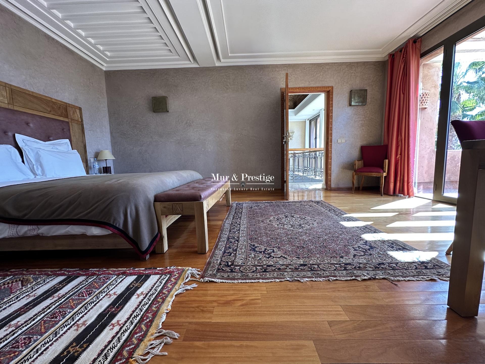 Maison d’Hôtes sur 3 hectares à Vendre