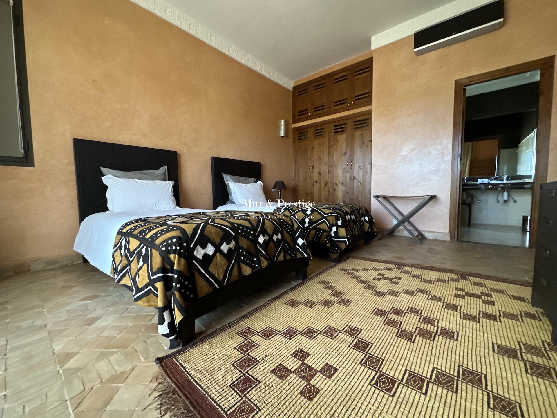 Maison d’Hôtes sur 3 hectares à Vendre