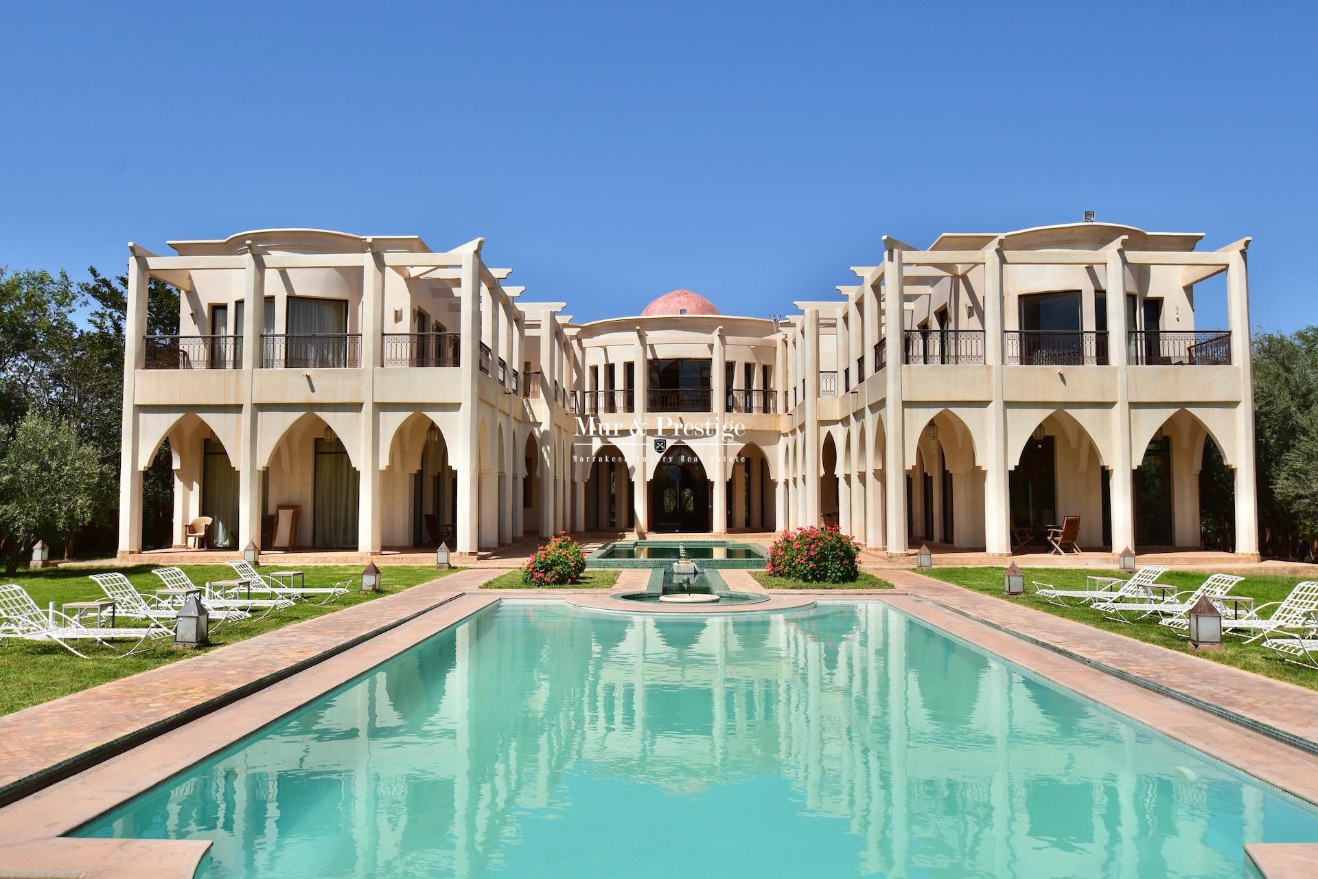 Villa à vendre à Marrakech – Agence Immobilière 