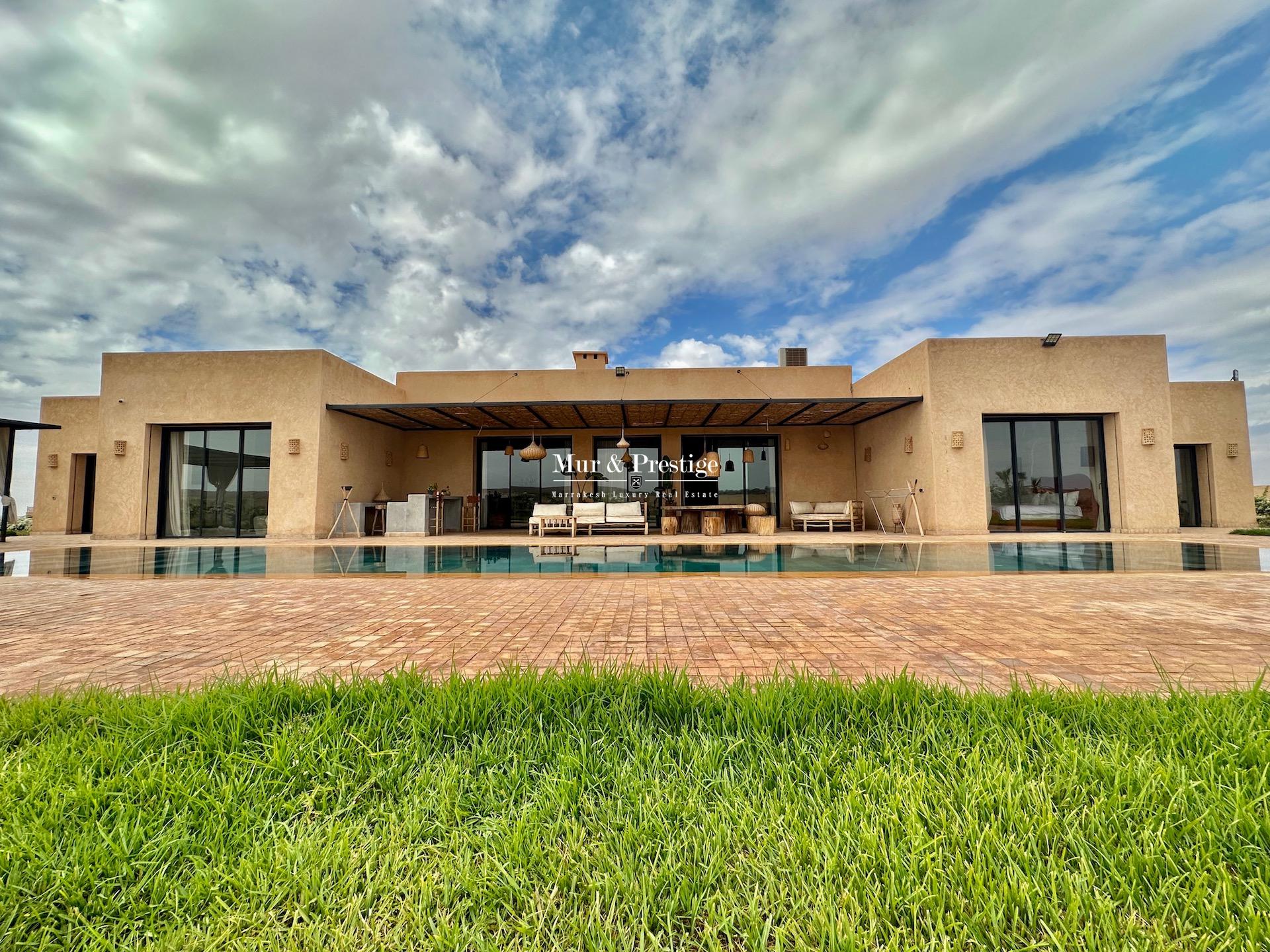 Maison De Plain-Pied sur 1 hectare – Vue Exceptionnelle