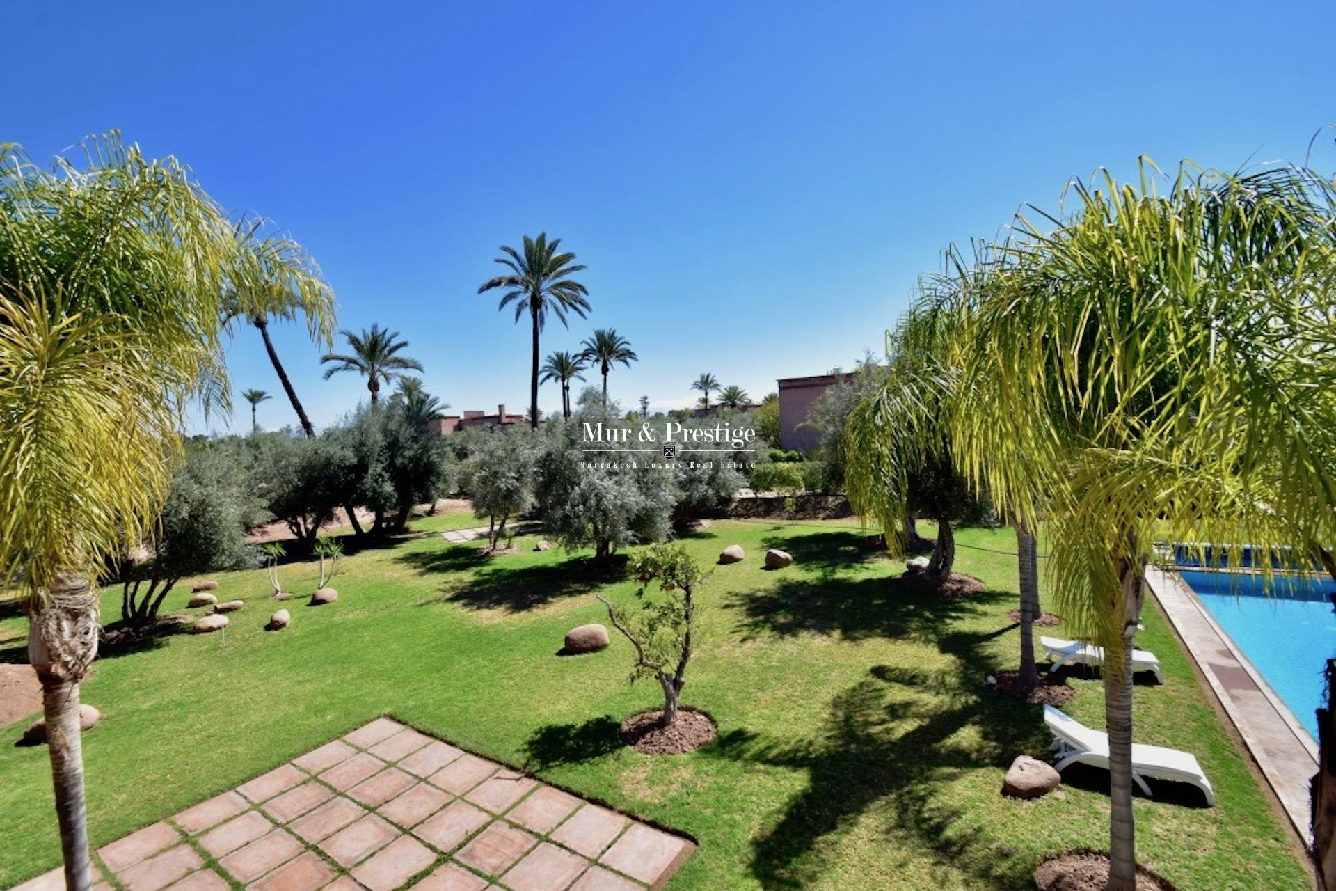 Agence immobilière Marrakech – Maison moderne à louer à la Palmeraie