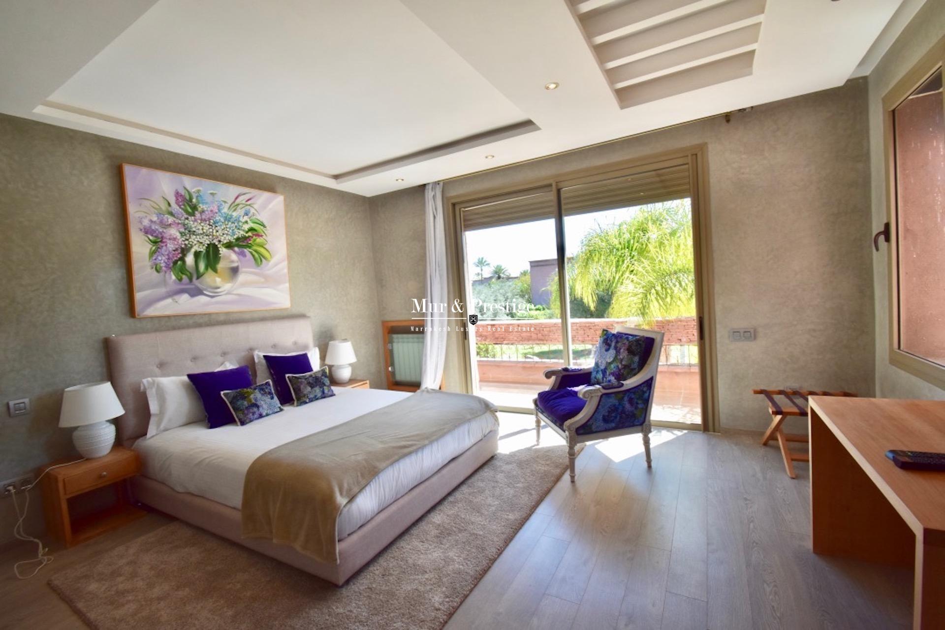 Agence immobilière Marrakech – Maison moderne à louer à la Palmeraie