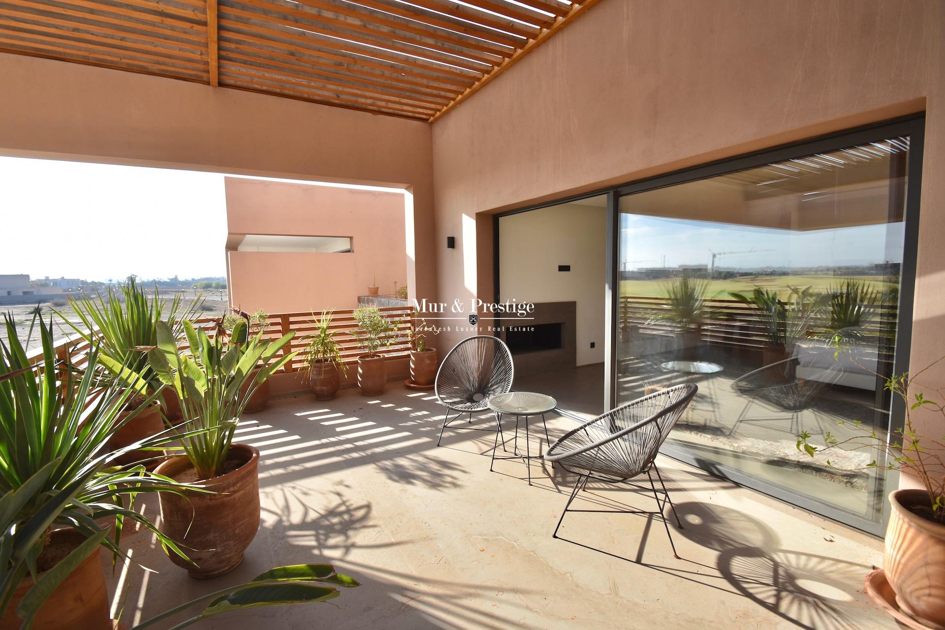 Agence immobilière Marrakech – Villa à vendre en front de golf à Amelkis 