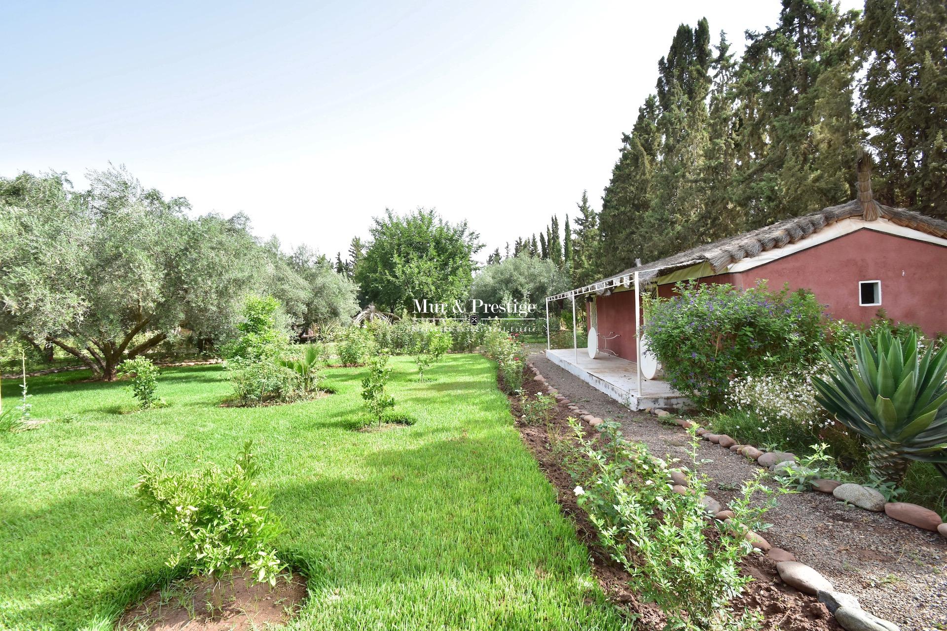 Maison avec clairière et box à chevaux à vendre à Marrakech