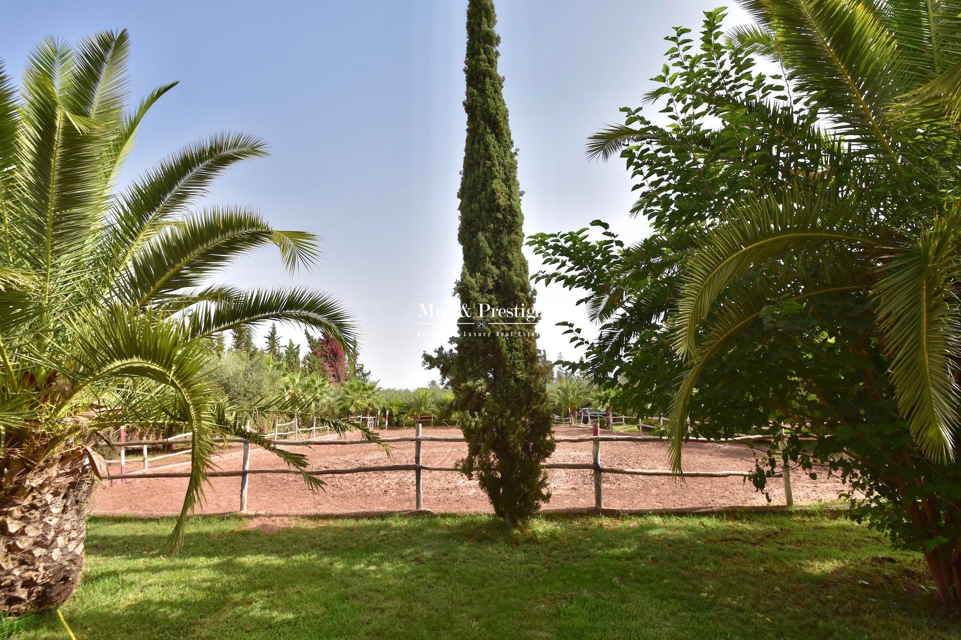 Maison avec clairière et box à chevaux à vendre à Marrakech