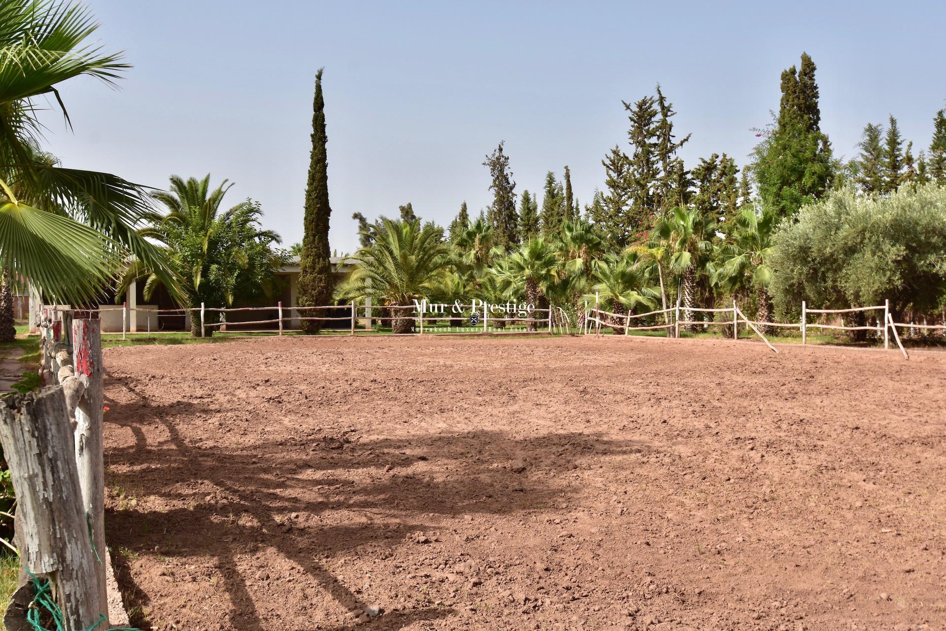 Maison avec clairière et box à chevaux à vendre à Marrakech