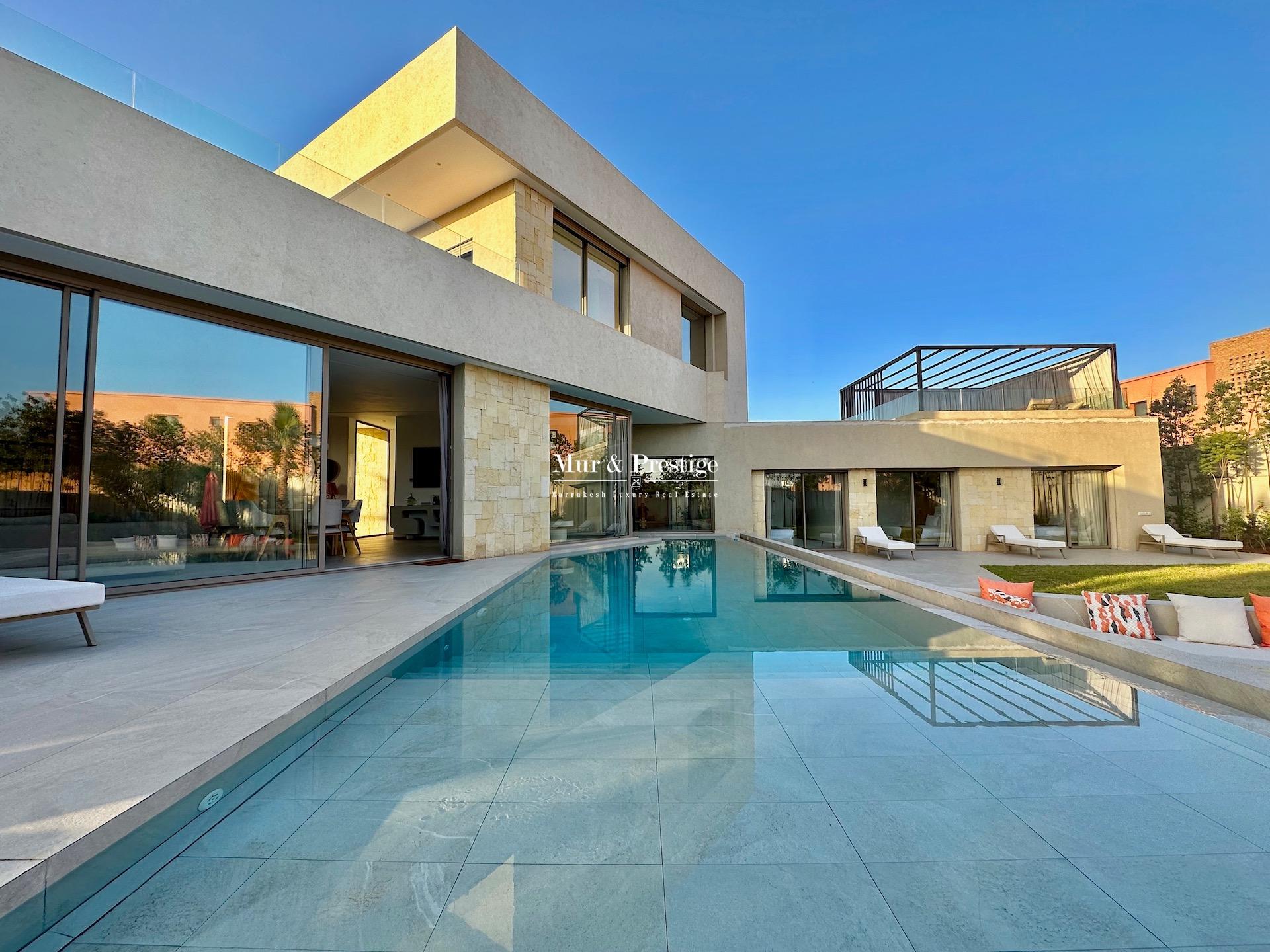 Maison moderne aux abords des Golfs