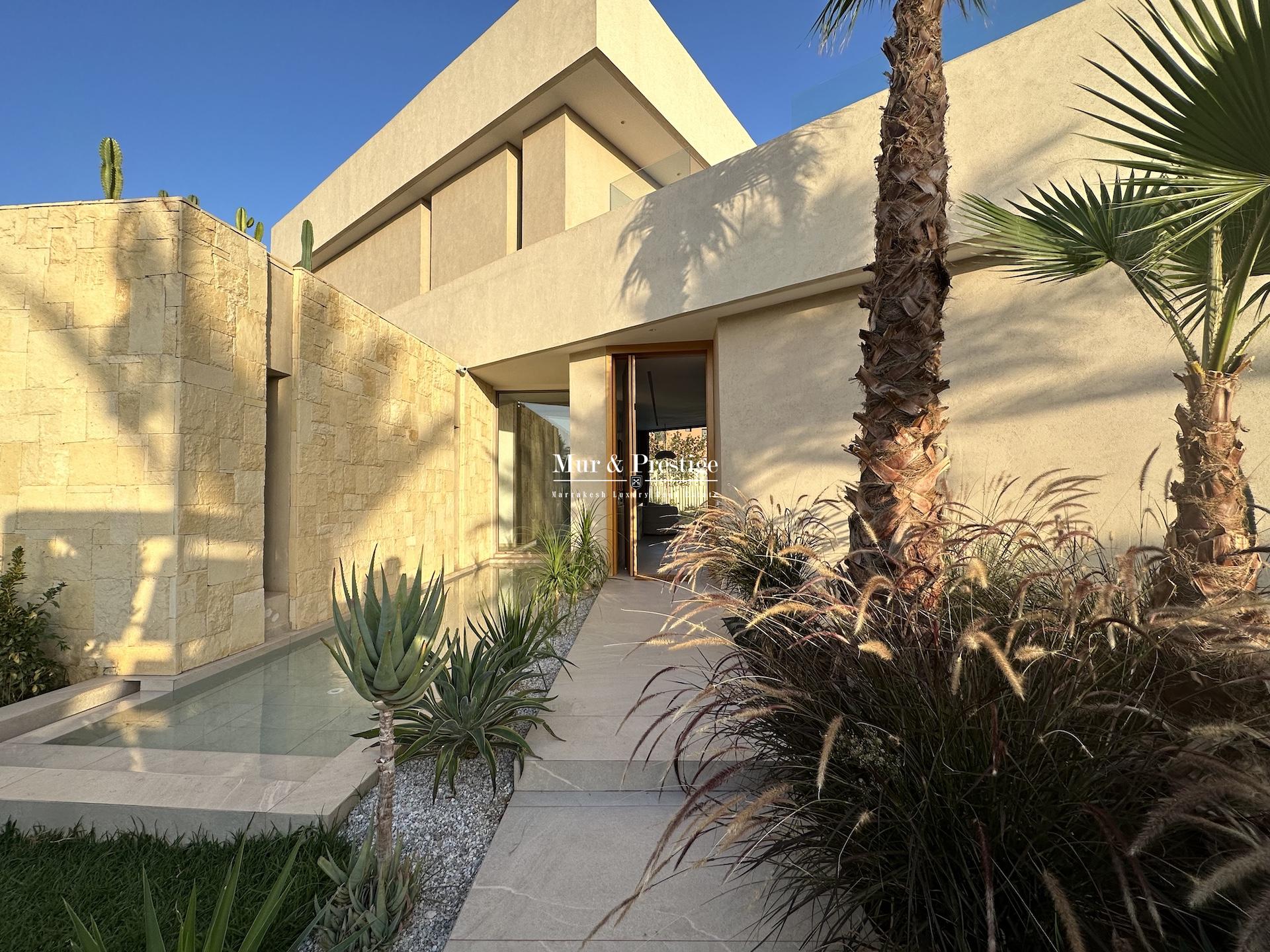 Maison moderne aux abords des Golfs