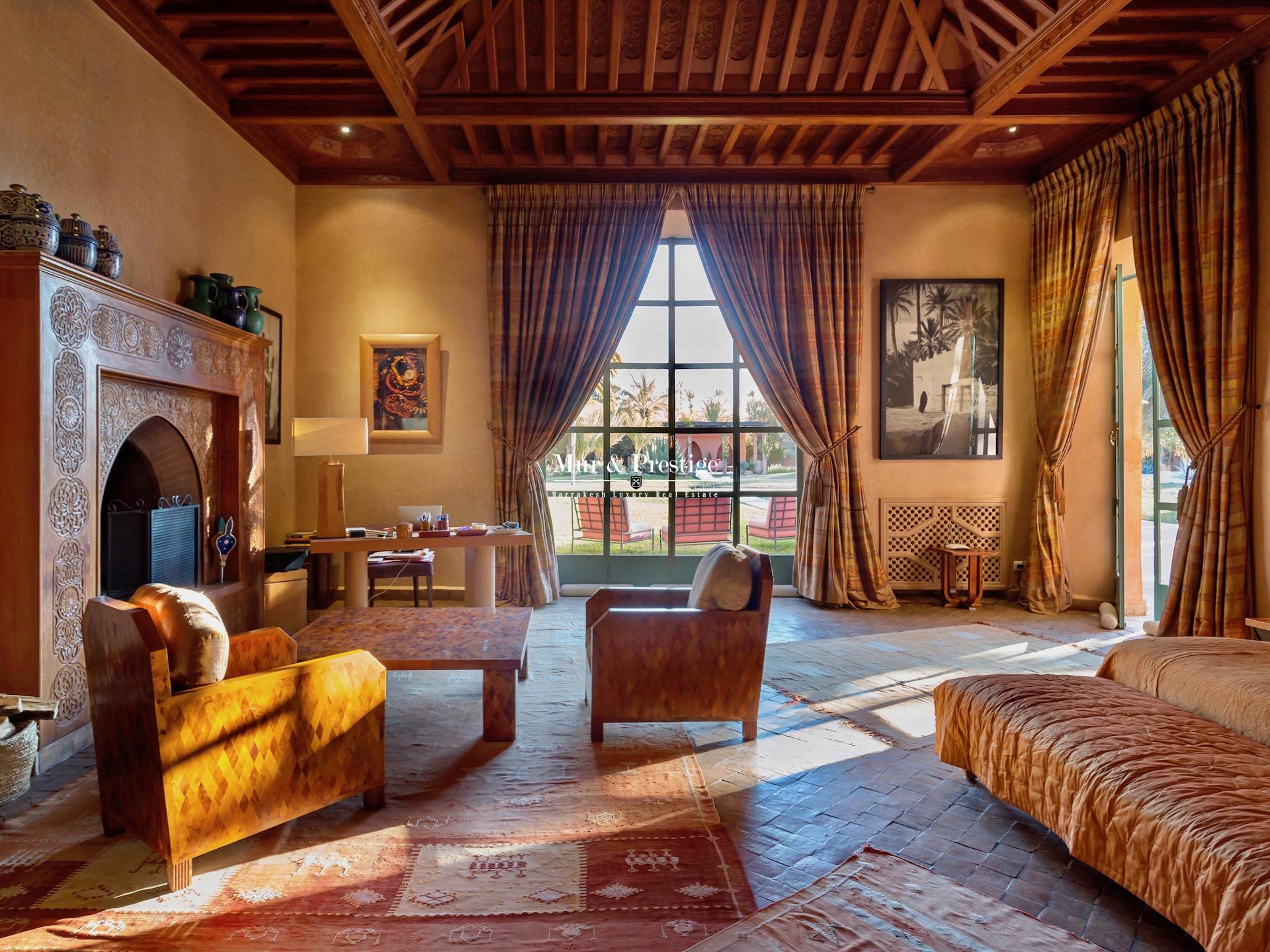 Maison signée Charles Bocarra à vendre à Marrakech 