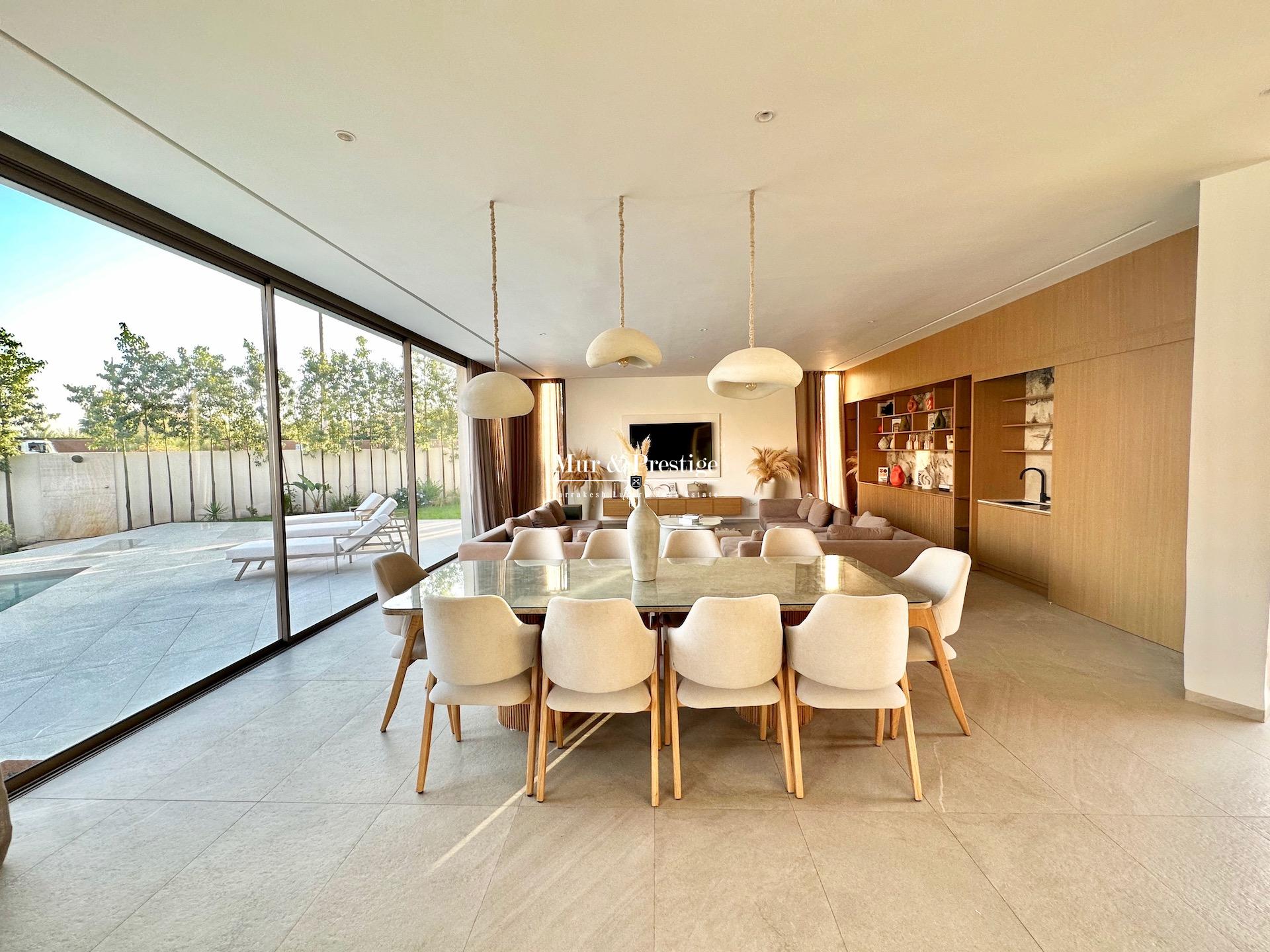 Maison moderne aux abords des Golfs