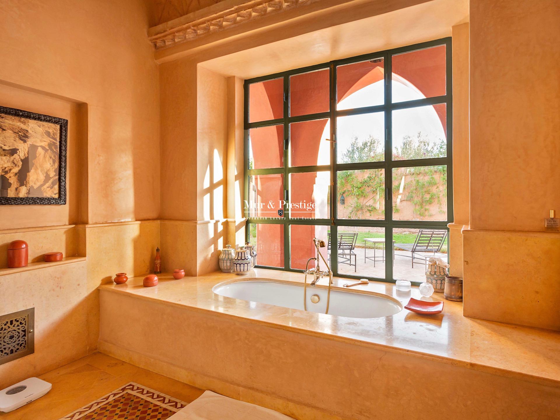 Maison signée Charles Bocarra à vendre à Marrakech 
