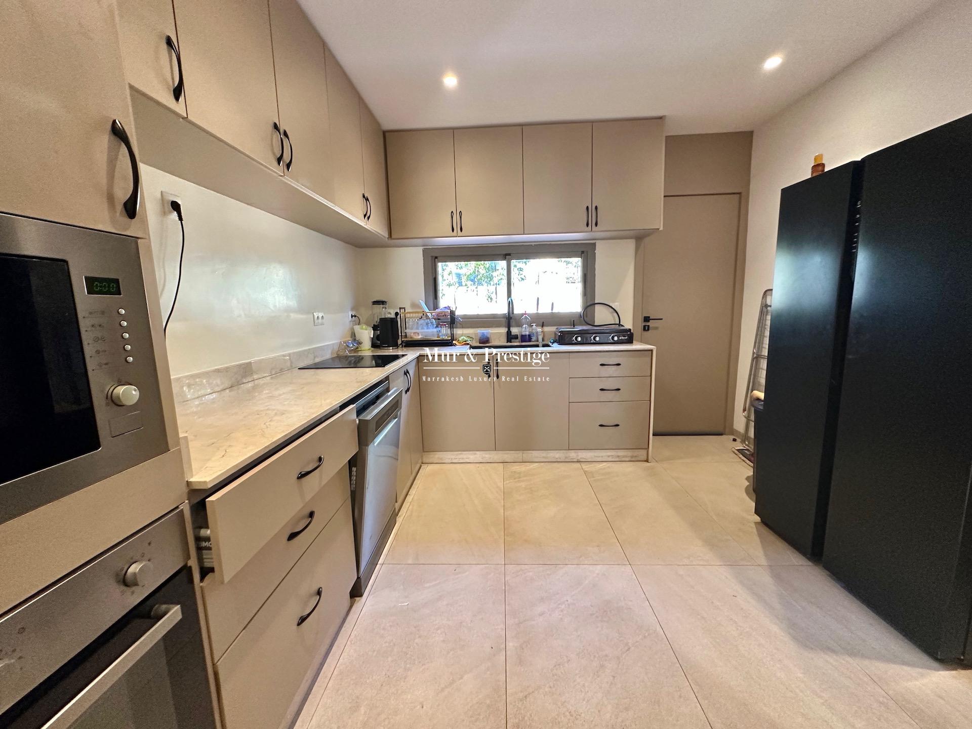 Maison moderne aux abords des Golfs