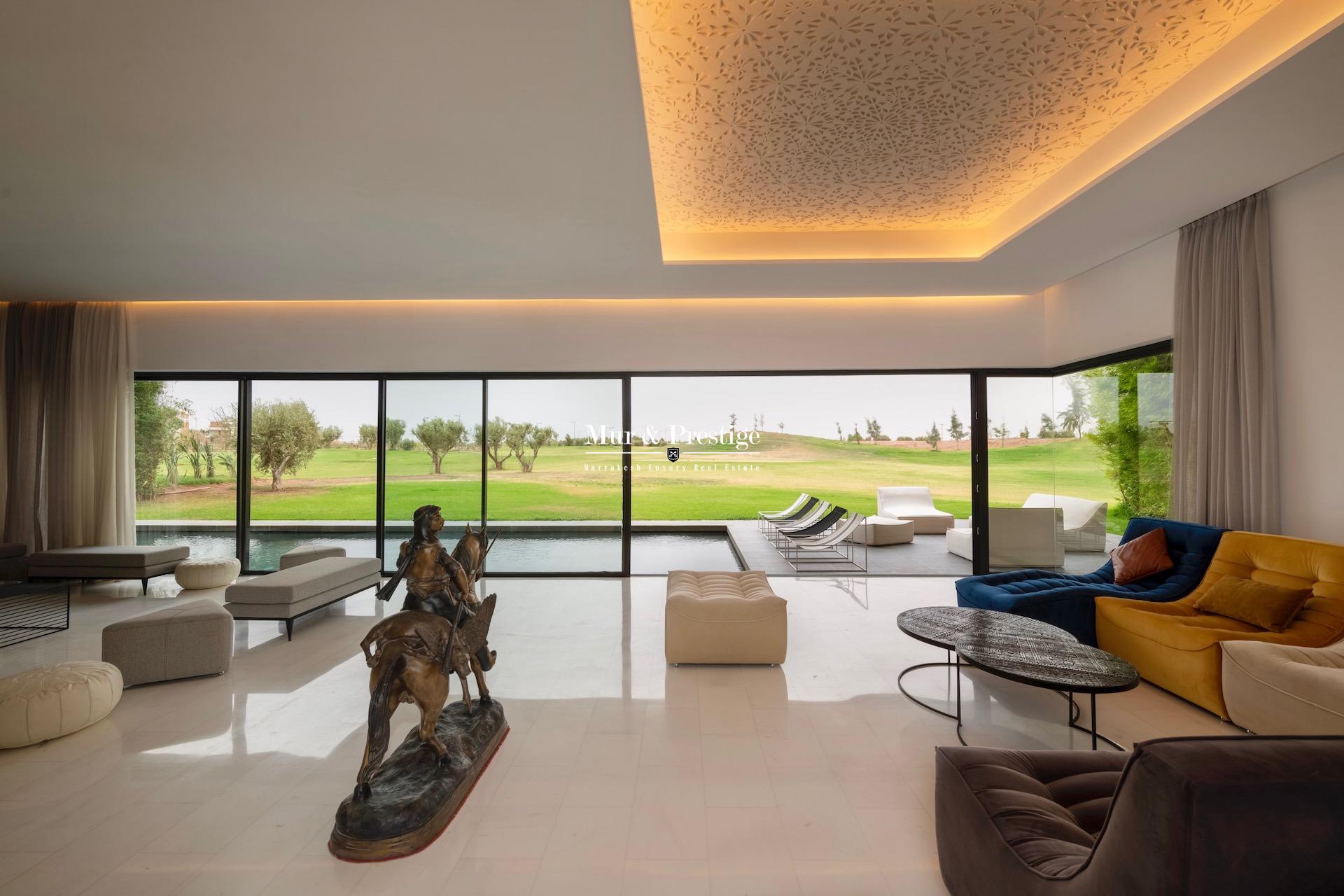 1ère Ligne  de Golf à Vendre à 10min du Centre-Ville