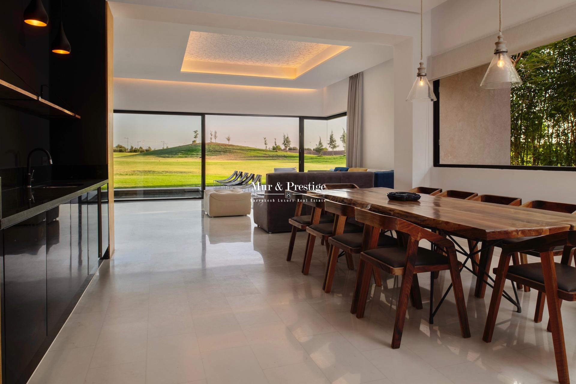 1ère Ligne  de Golf à Vendre à 10min du Centre-Ville