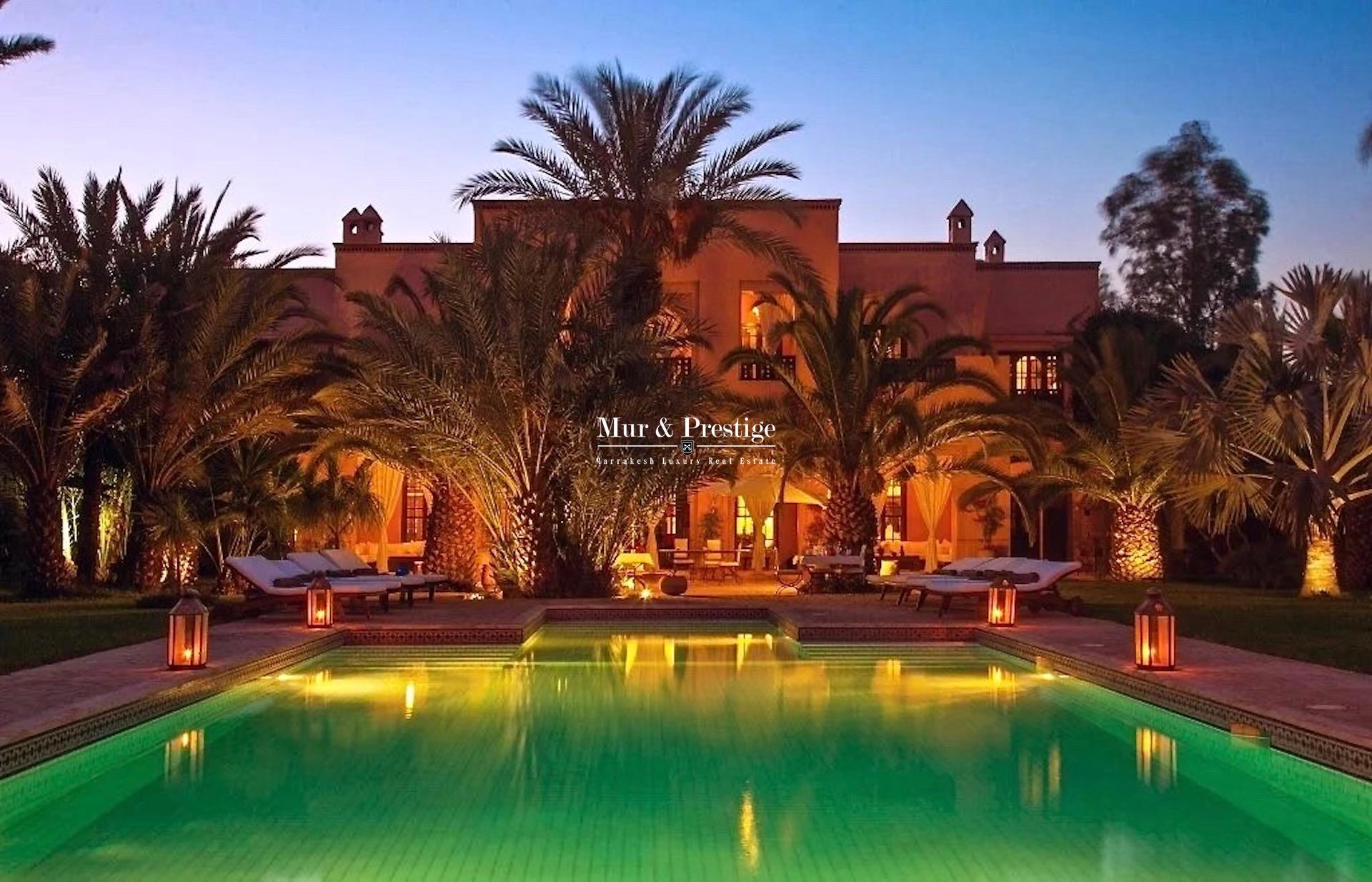 Maison d’hôtes de 15 Chambres à Vendre 