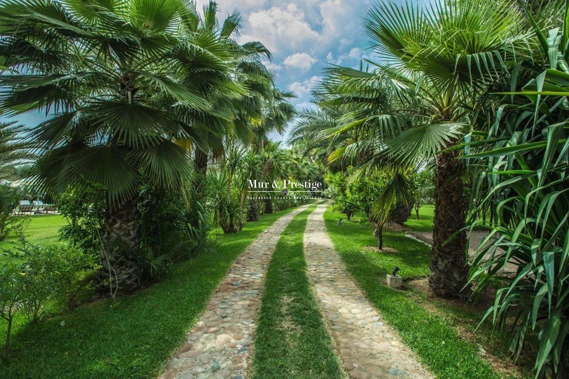 Maison d’hôtes de 15 Chambres à Vendre 