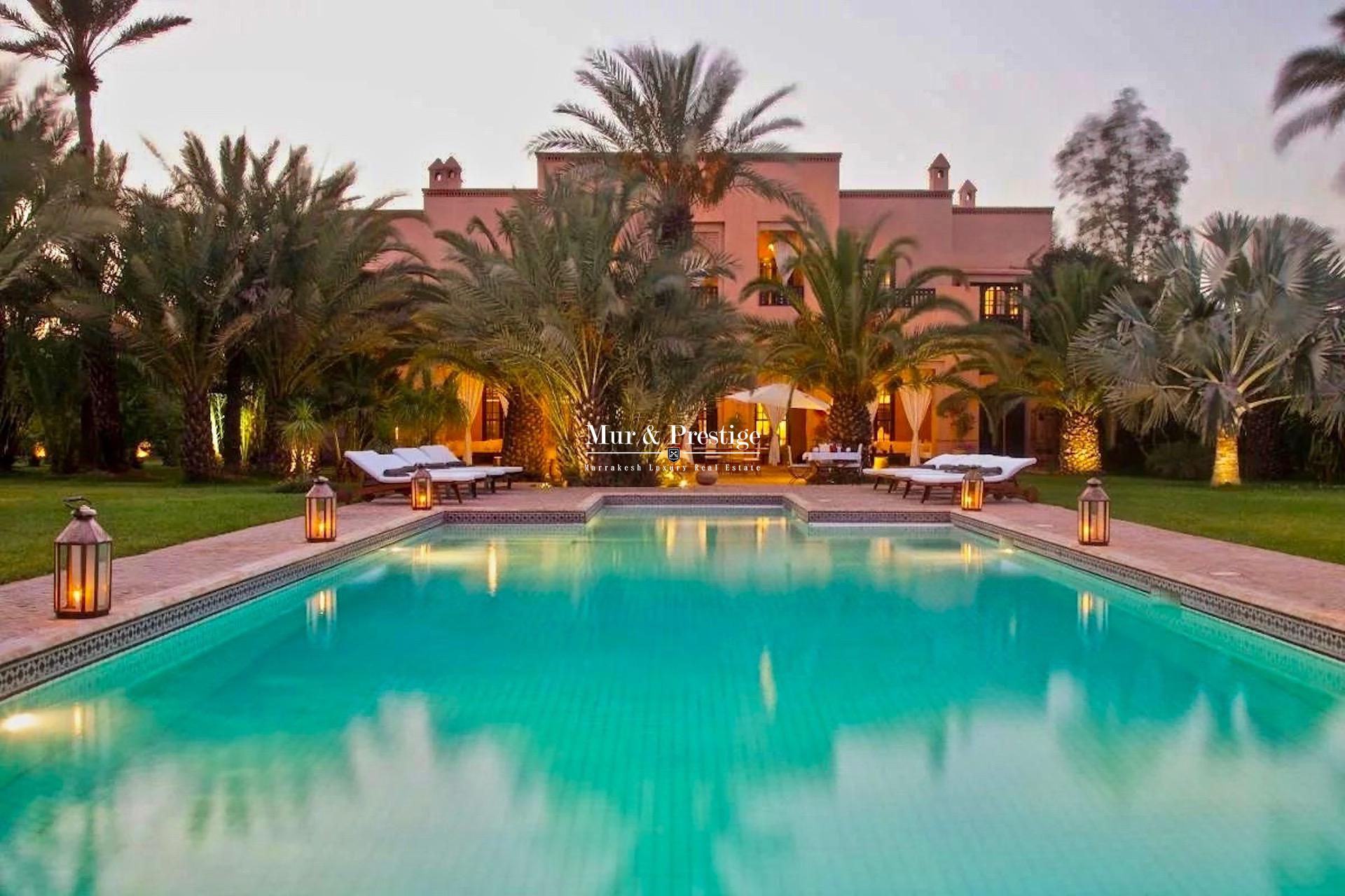 Maison d’hôtes de 15 Chambres à Vendre 