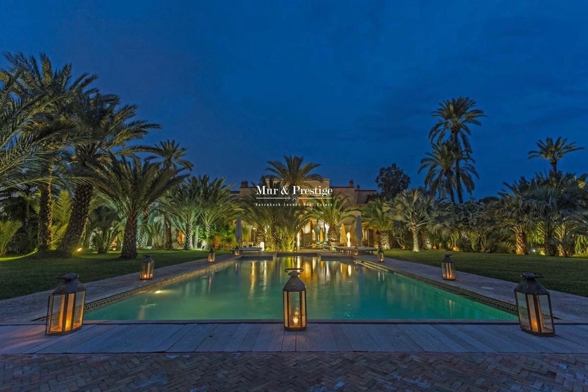 Maison d’hôtes de 15 Chambres à Vendre 