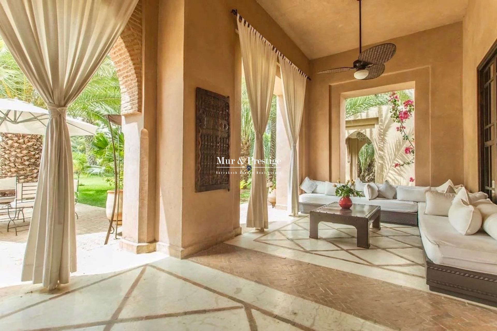 Maison d’hôtes de 15 Chambres à Vendre 