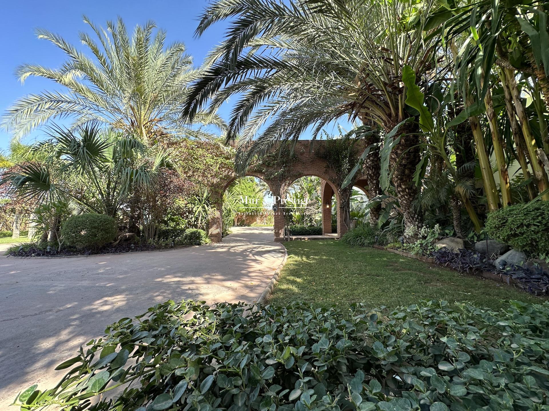 Maison de Maître à Vendre – Jardin Exceptionnel