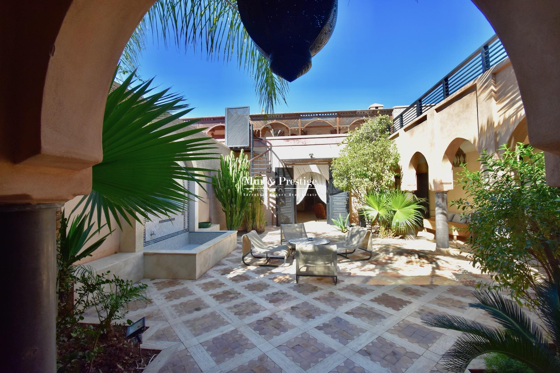 Agence immobilière à Marrakech – Maison de style riad à rénover à vendre