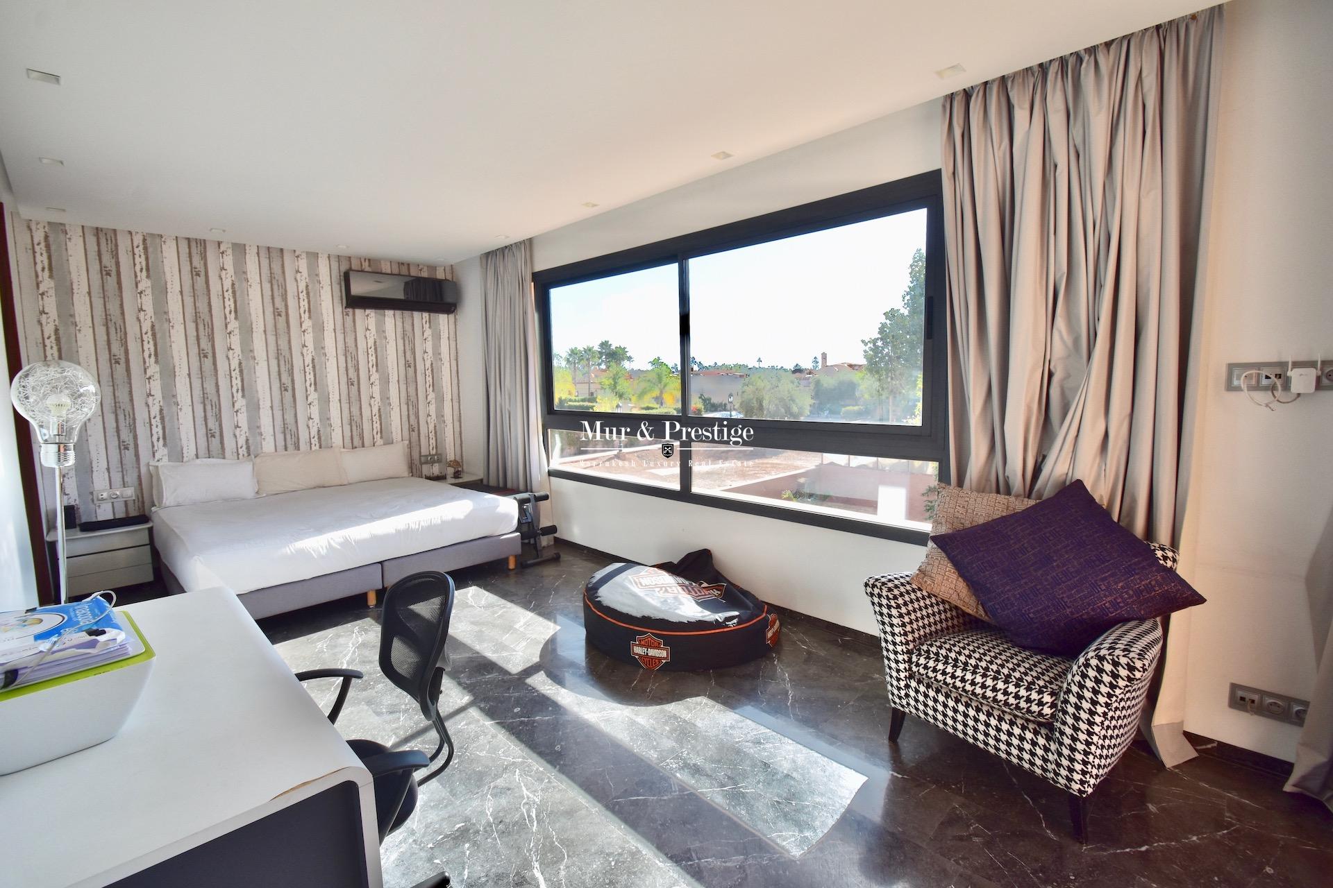 Maison moderne à vendre sur le Golf Amelkis à Marrakech - Agence Immobilière