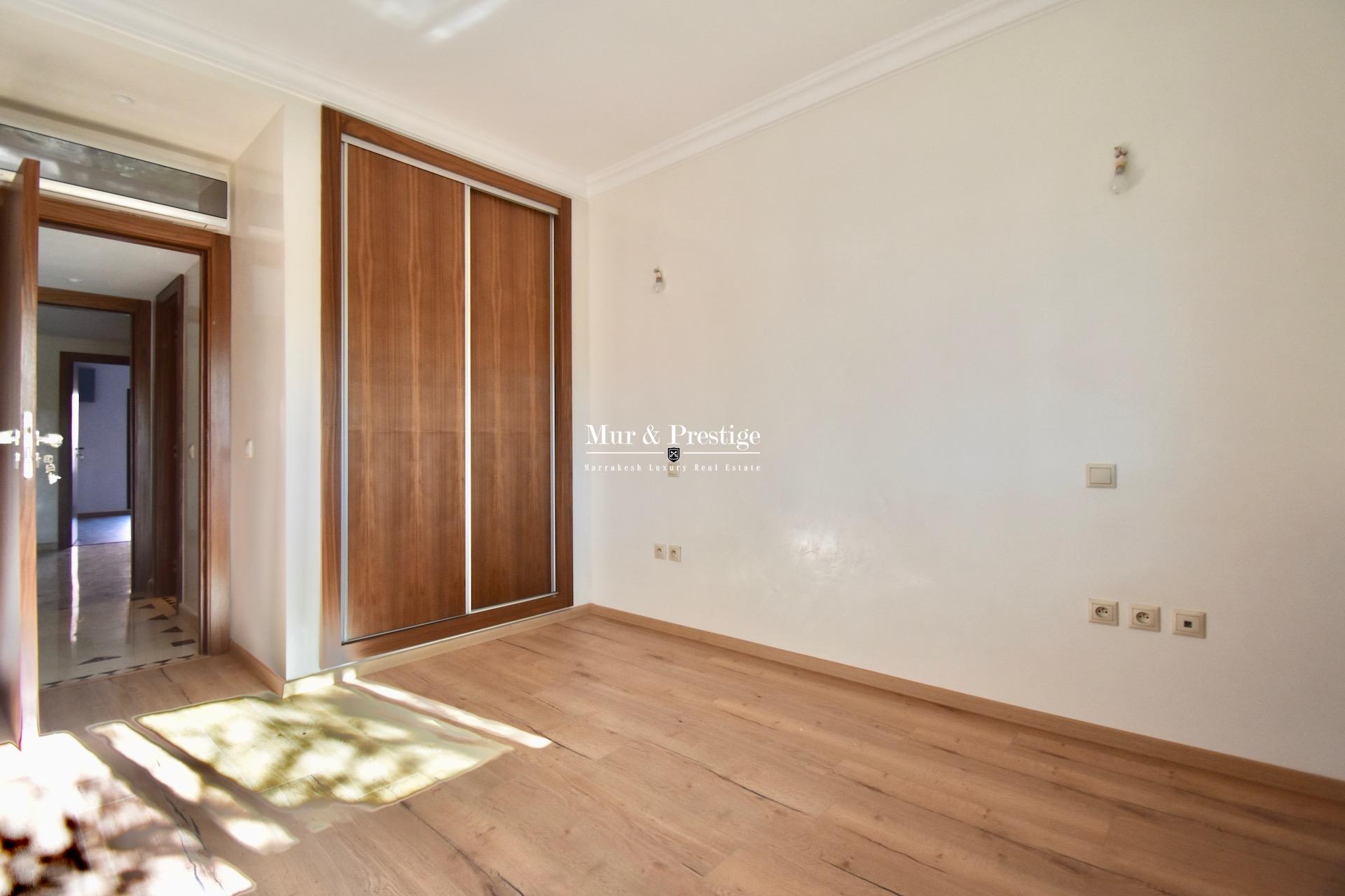 Appartement de 4 chambres à Vendre à Marrakech – Agence Immobilière