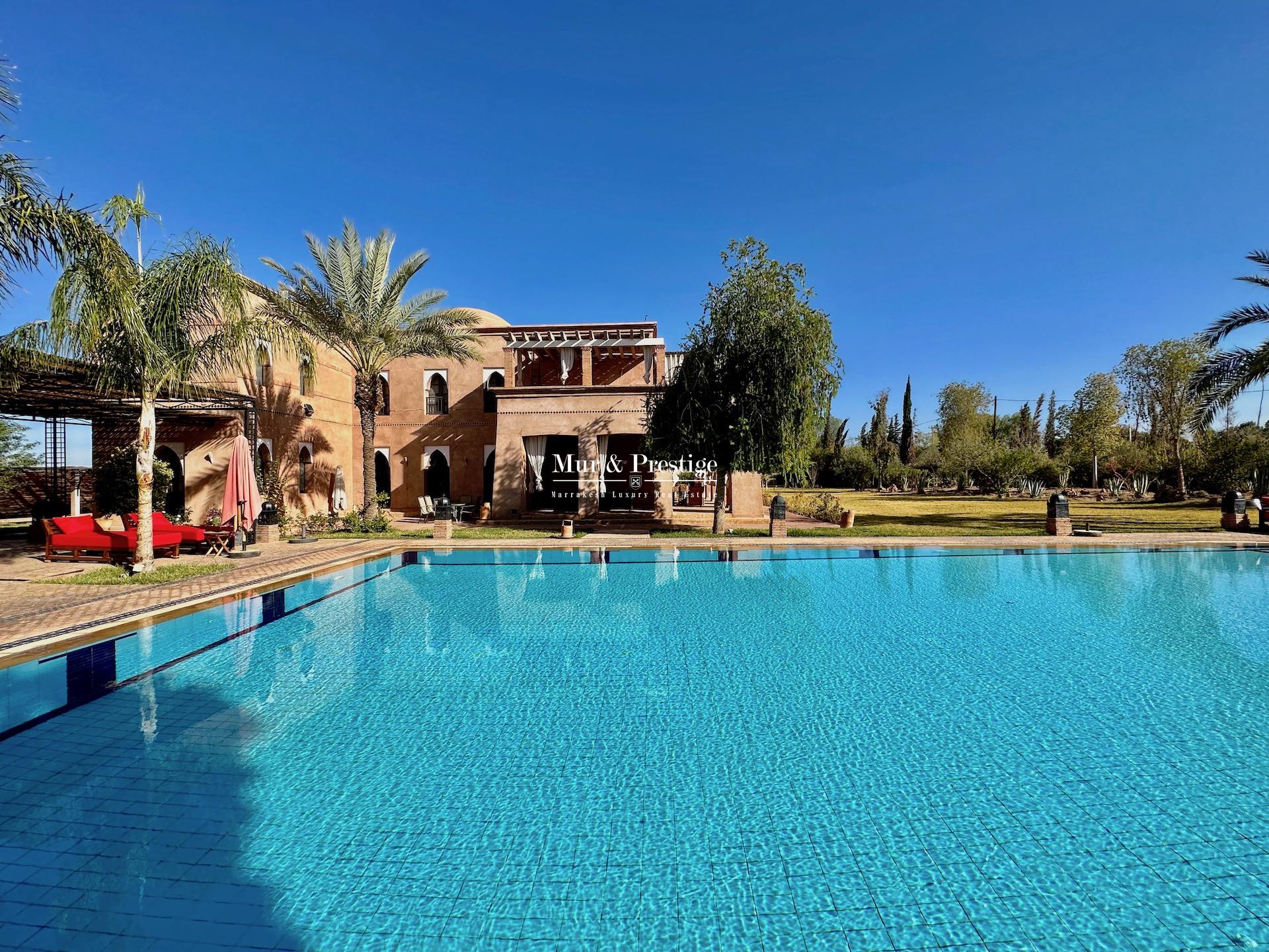 Maison d’hôtes de 12 Chambres à Vendre à Marrakech