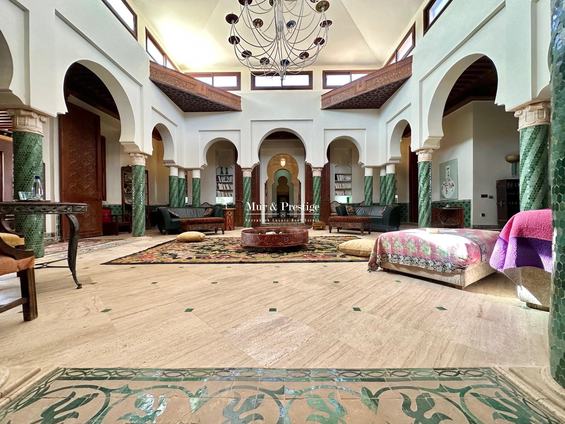 Maison de Caractère à Vendre – Proche Ecole Américaine