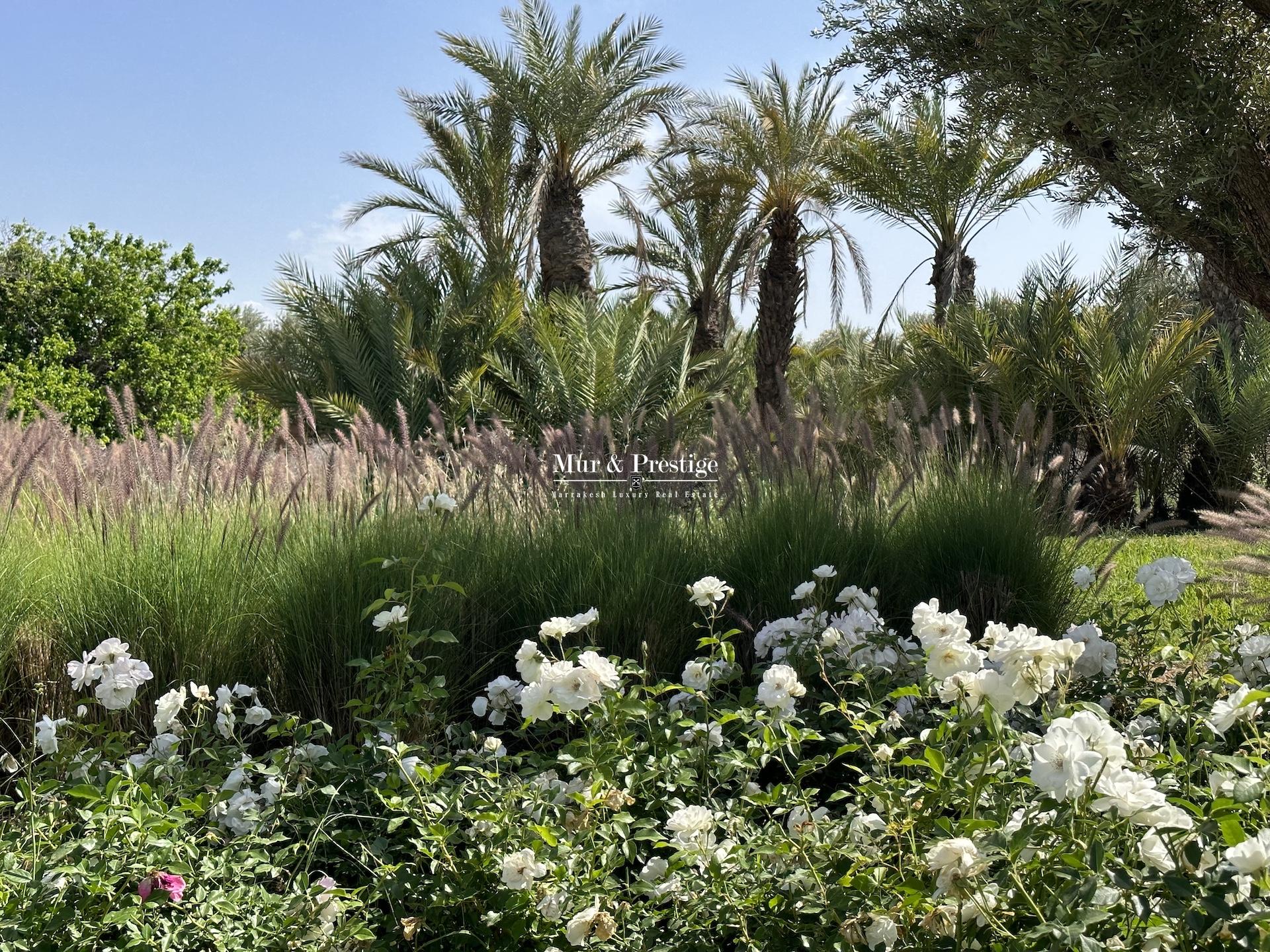 Maison De Charme à Vendre à Marrakech - Agence Immobilière