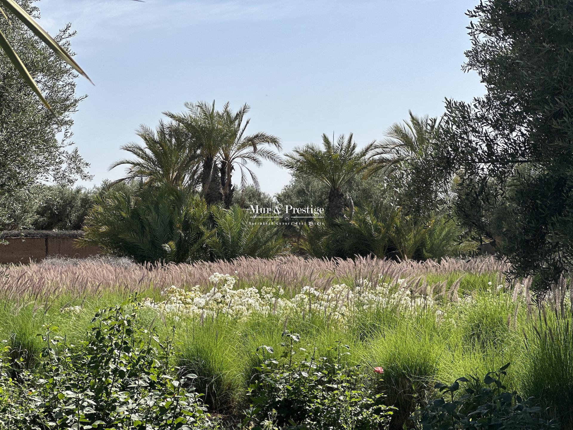 Maison De Charme à Vendre à Marrakech - Agence Immobilière