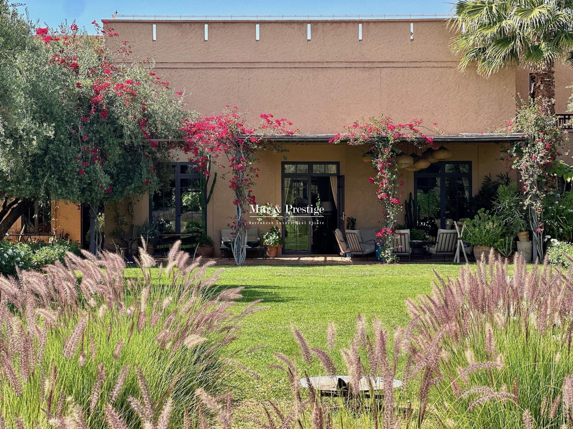 Maison De Charme à Vendre à Marrakech - Agence Immobilière