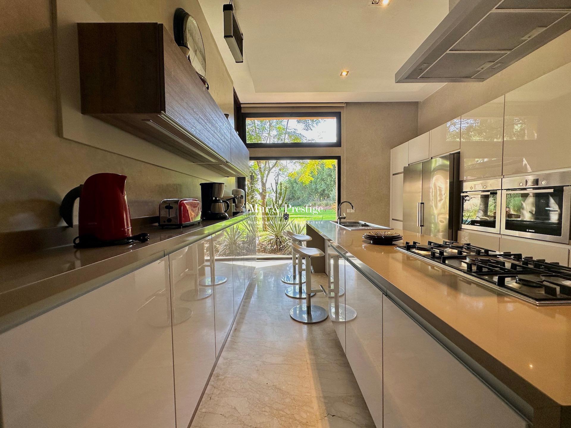 AL MAADEN – Maison en Front de Golf à Vendre