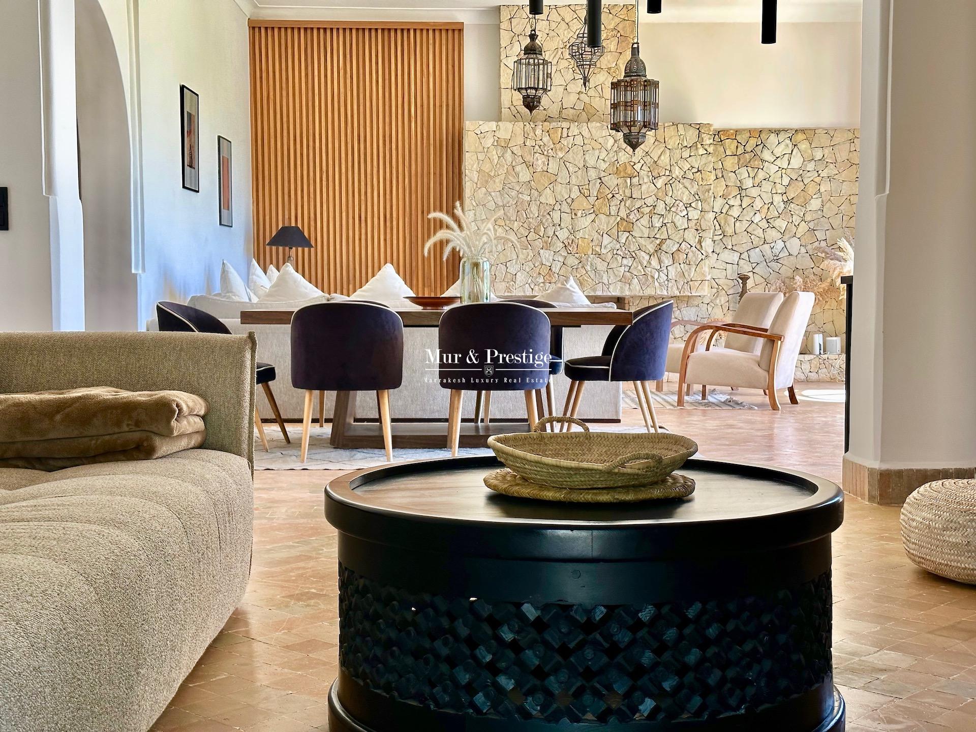 Maison de 8 Chbres à Vendre (Sans VNA)