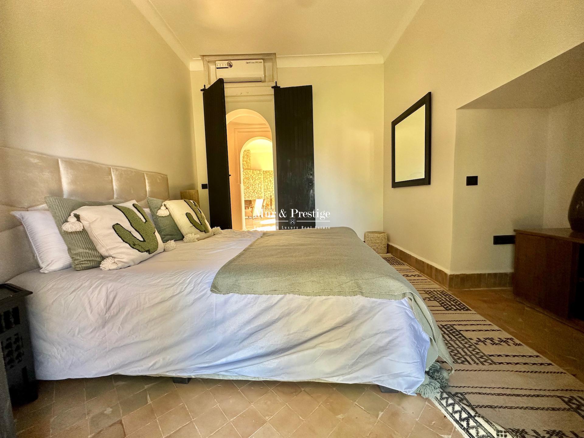 Maison de 8 Chbres à Vendre (Sans VNA)